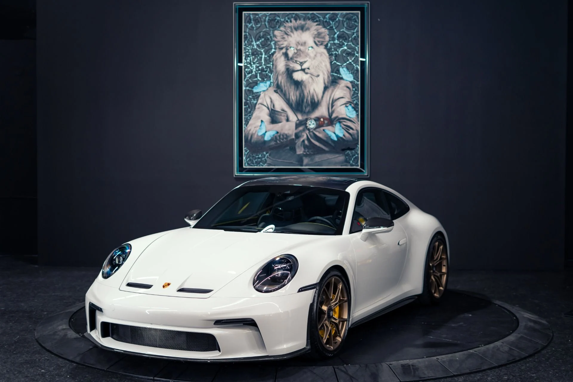 mph000_2710328551_Used_2023_Porsche_911_GT_3_Touring_6_Speed_Manual_PCC_Bs_1781888999_c301f57f59