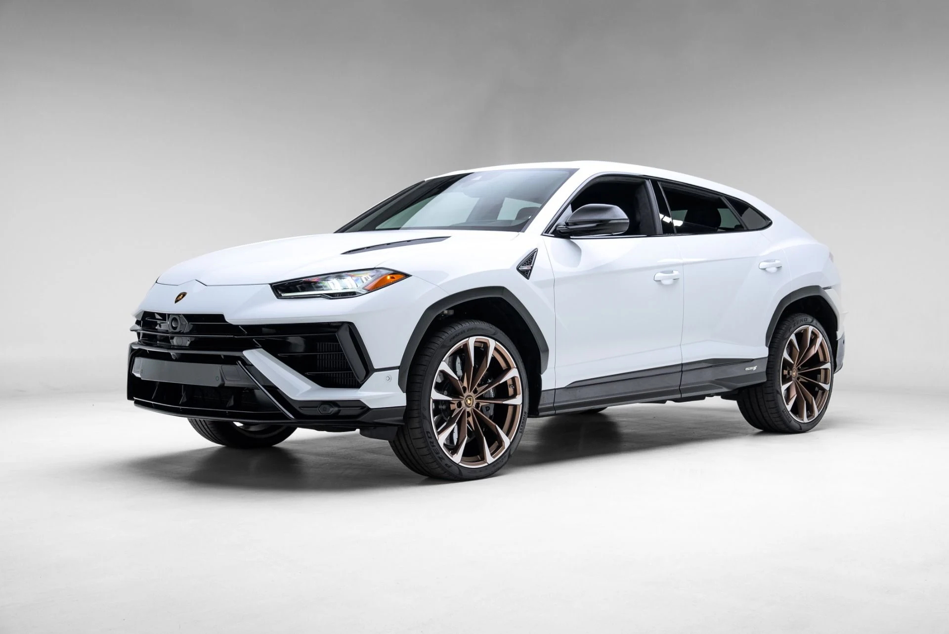 mph000_2714755149_Used_2024_Lamborghini_Urus_S_1774974322_f826bda3b1