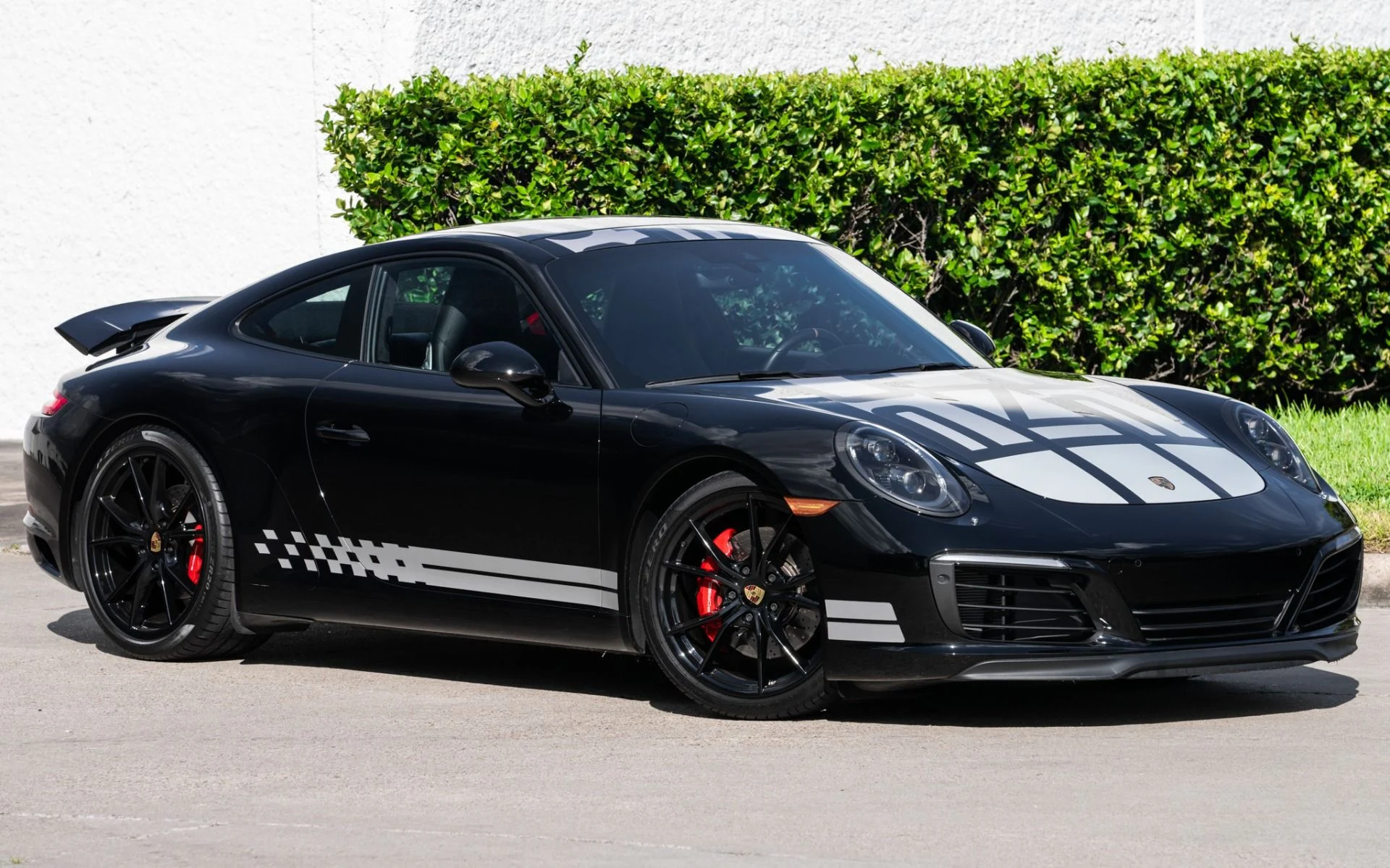 mph000_2725467924_Used_2017_Porsche_911_Carrera_S_1759960379_e609b8624e