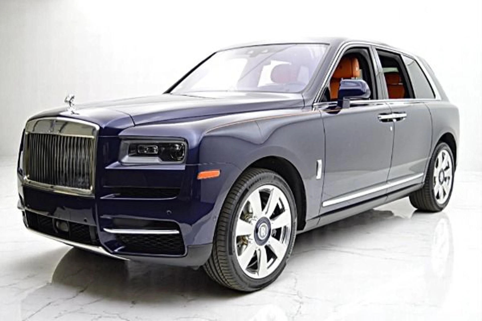 mph000_272743408_Used_2025_Rolls_Royce_Cullinan_LEASE_OPTIONS_AVAILABLE_b294b16fd3
