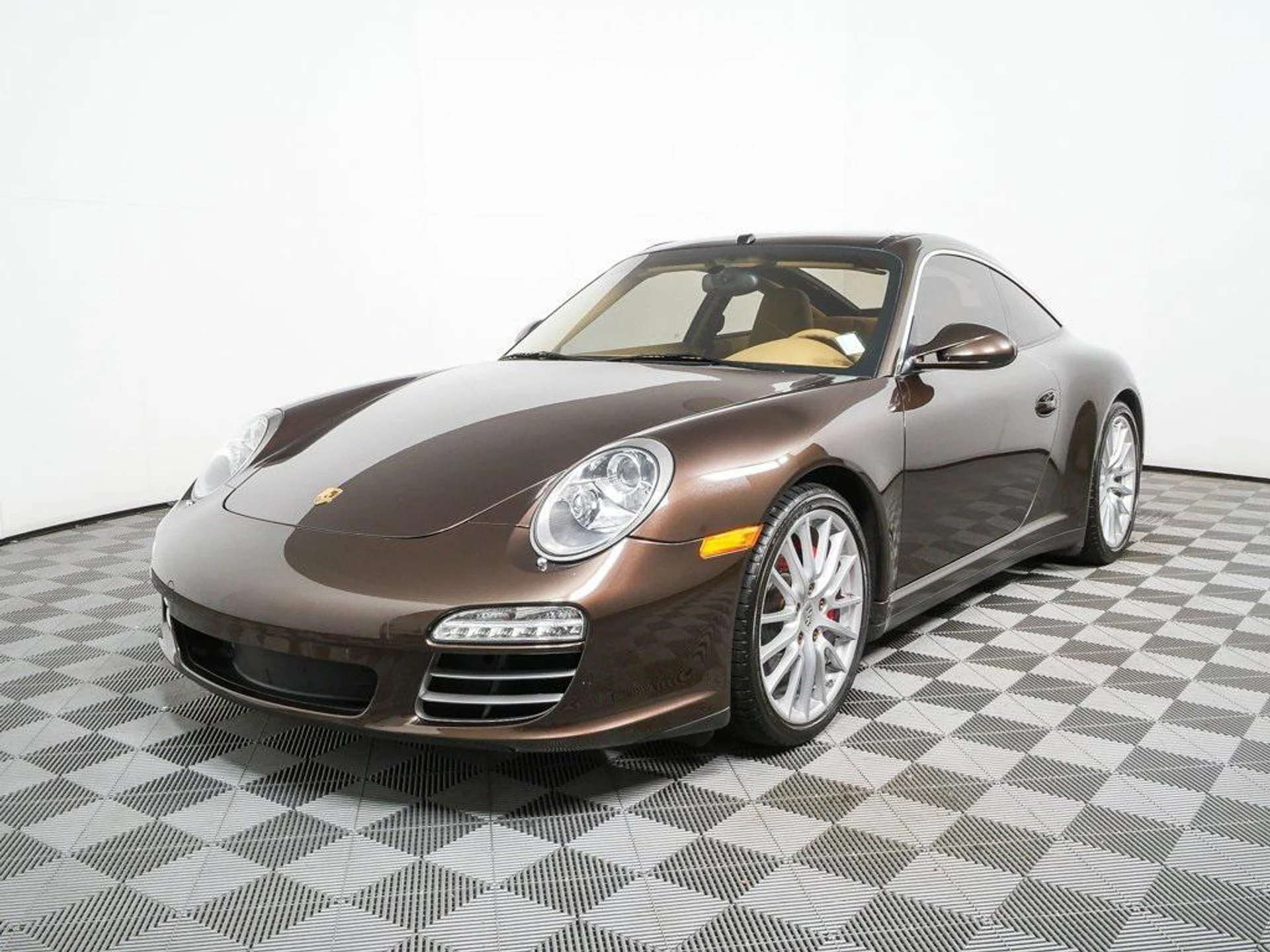 mph000_2730533040_d_Y_Tt_Gku_N_Nqp_Mvwrz_Z_Nz_B6_XNV_6os_db61d128c4