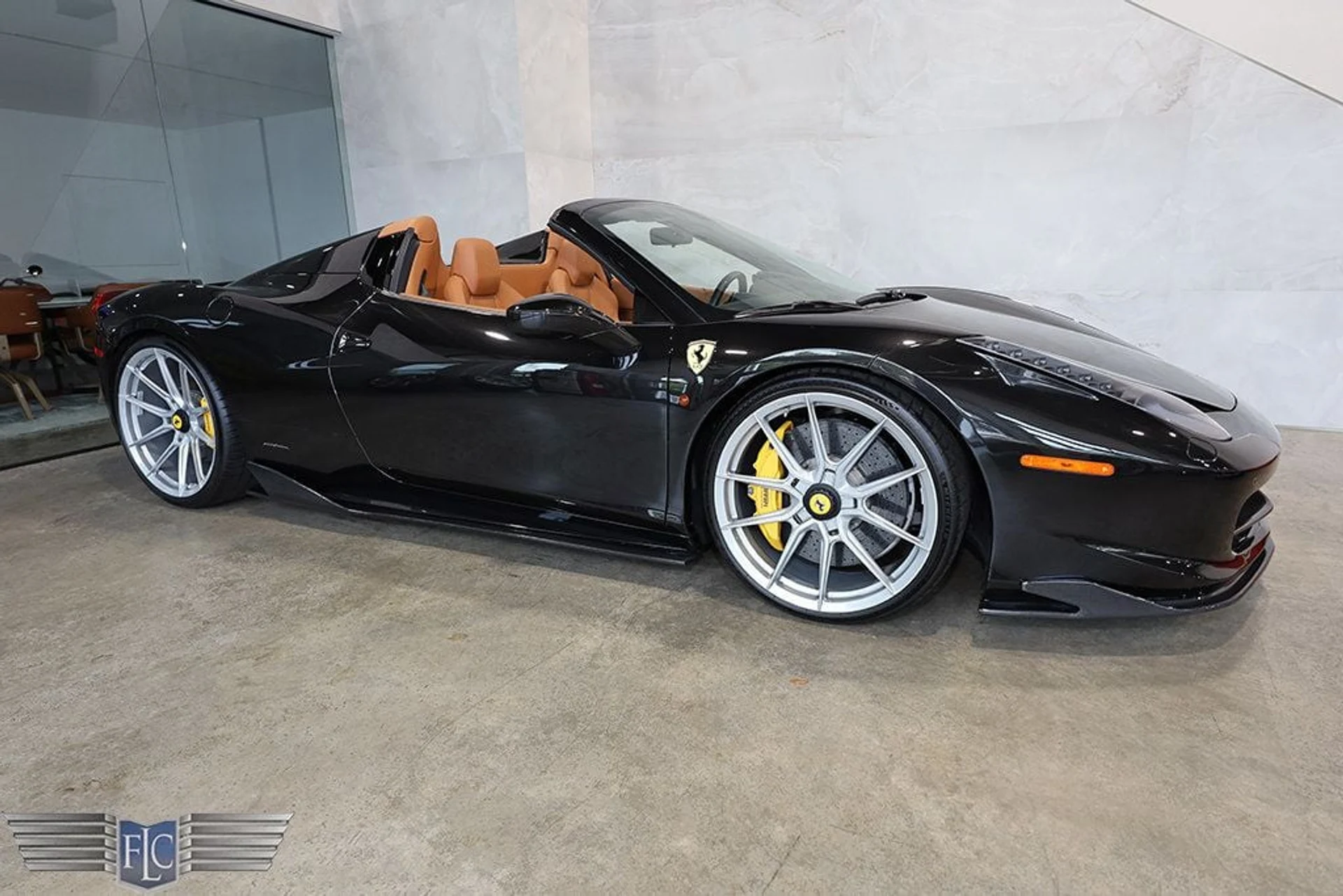 mph000_2736350385_used_2013_ferrari_458_spider_9689_23036593_1_1024_7d5f2fefa5