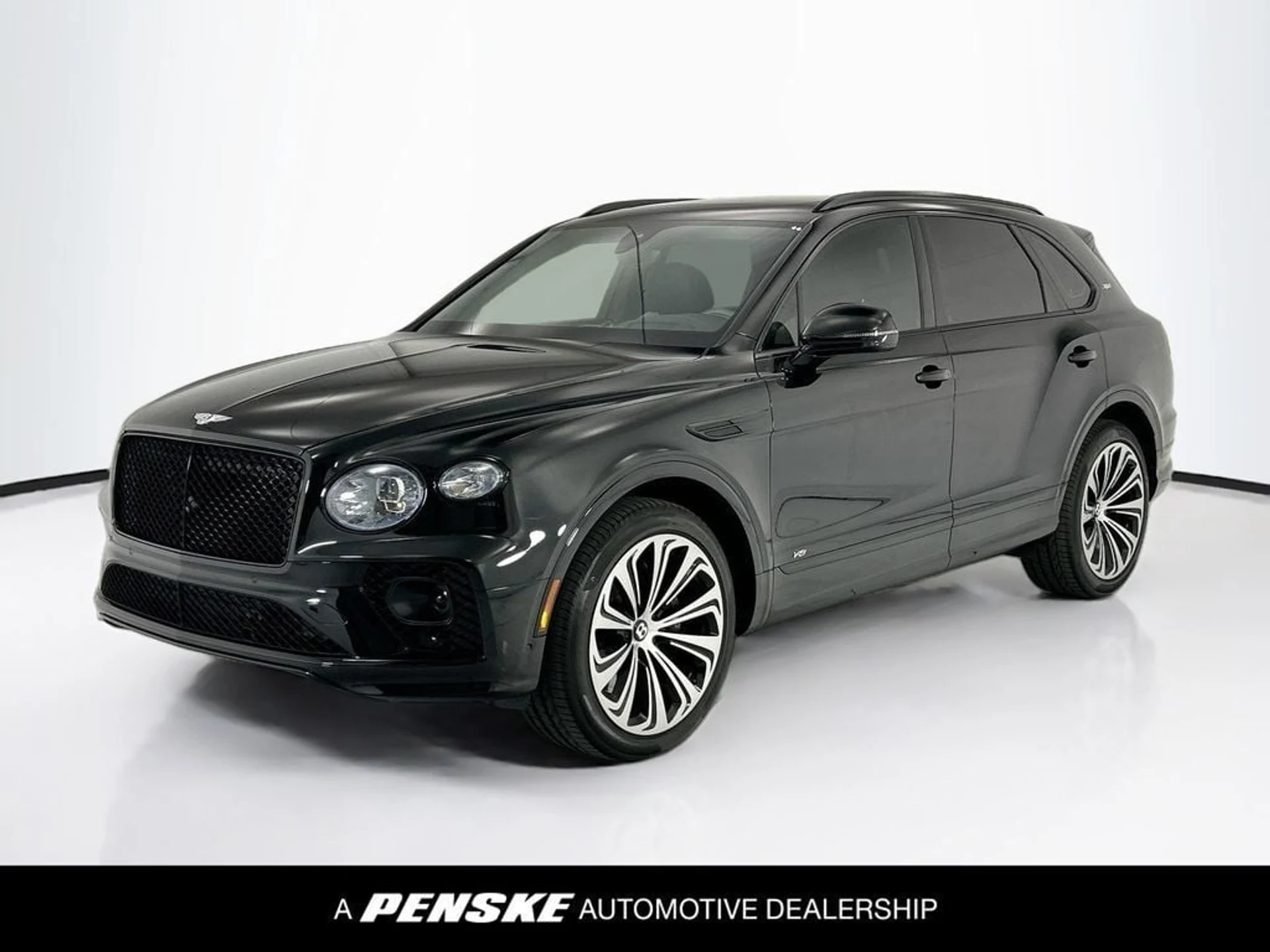 mph000_2740895435_used_2021_bentley_bentayga_v8awd_8119_23037216_1_1024_495f4bf297