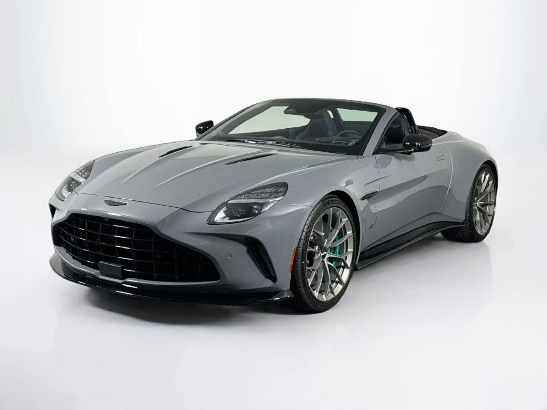 mph000_2741783422_new_2026_aston_martin_vantage_sroadster_11350_23086736_1_1024_f91a76cbb8