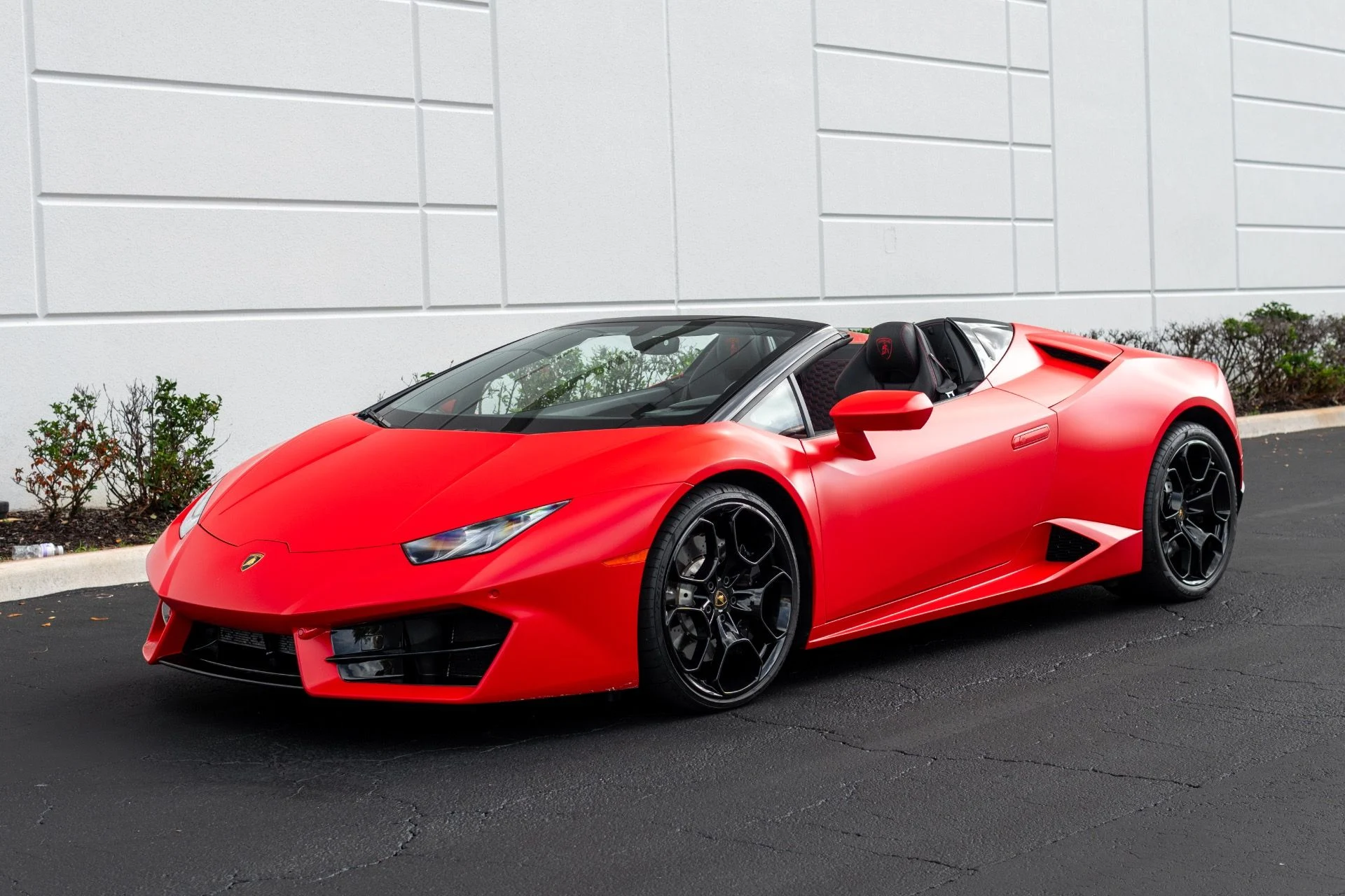 mph000_2775404482_Used_2018_Lamborghini_Huracan_LP_580_2_Spyder_1766443768_ca98c8d173