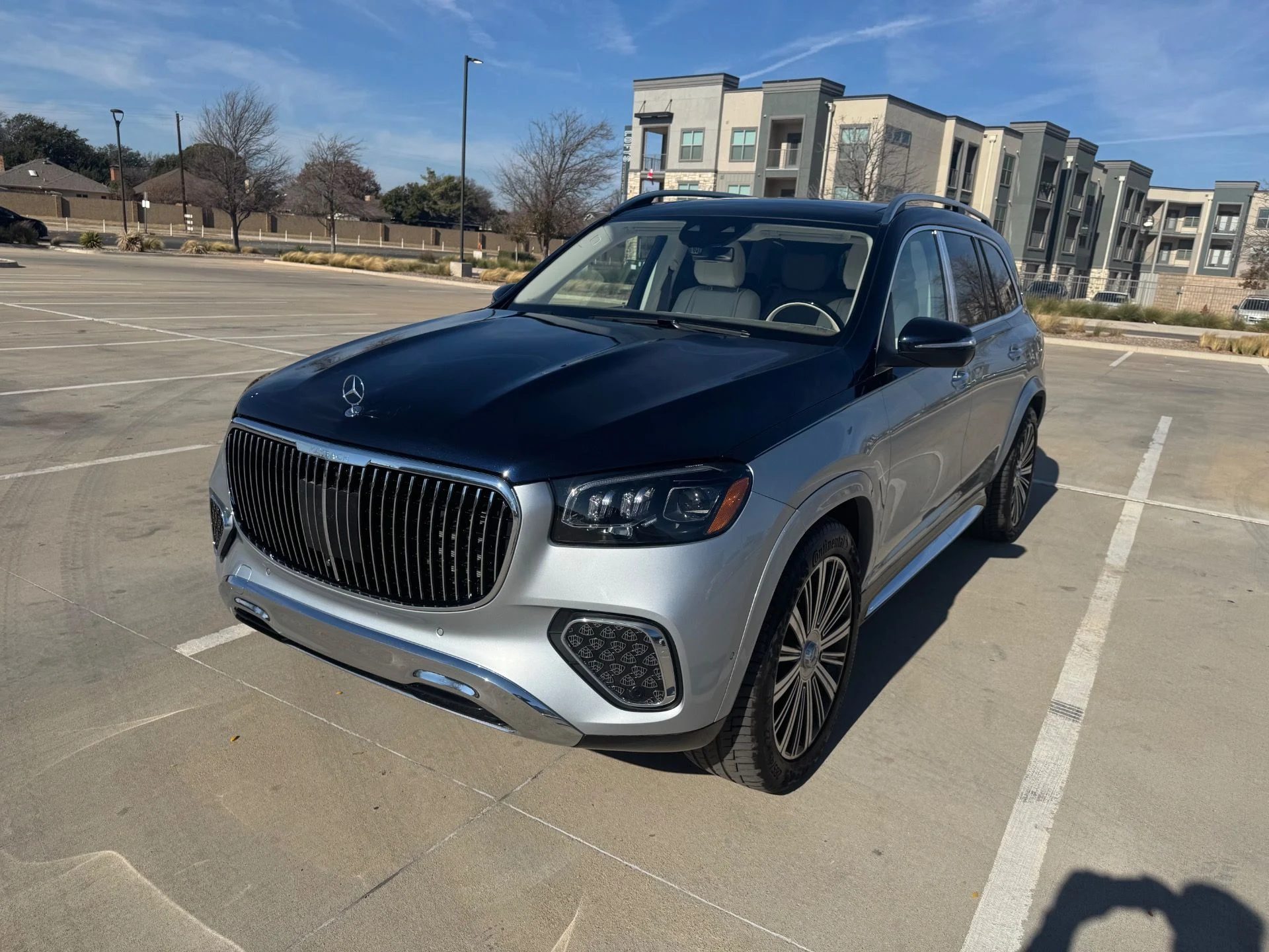 mph000_2795388604_Used_2024_Mercedes_Benz_GLS_Mercedes_Maybach_GLS_600_4_MATIC_1767127032_ae7a0fb8ea