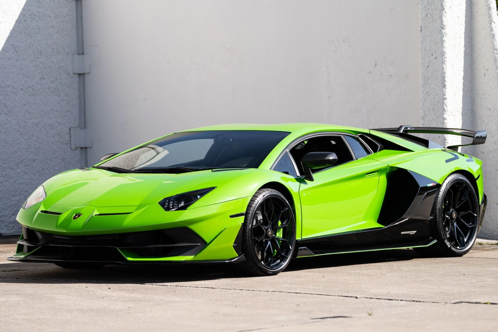 mph000_280841001_Used_2019_Lamborghini_Aventador_LP_770_4_SVJ_1771431359_e453320d78