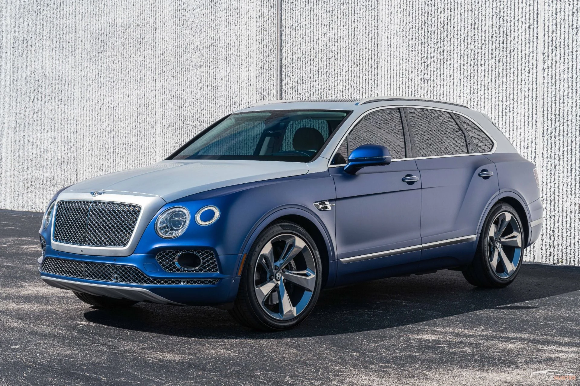 mph000_2836659256_Used_2018_Bentley_Bentayga_Mulliner_Edition_w_a_310_K_MSRP_Two_Tone_Paint_FULL_Stealth_PPF_1726246086_a97e180c76