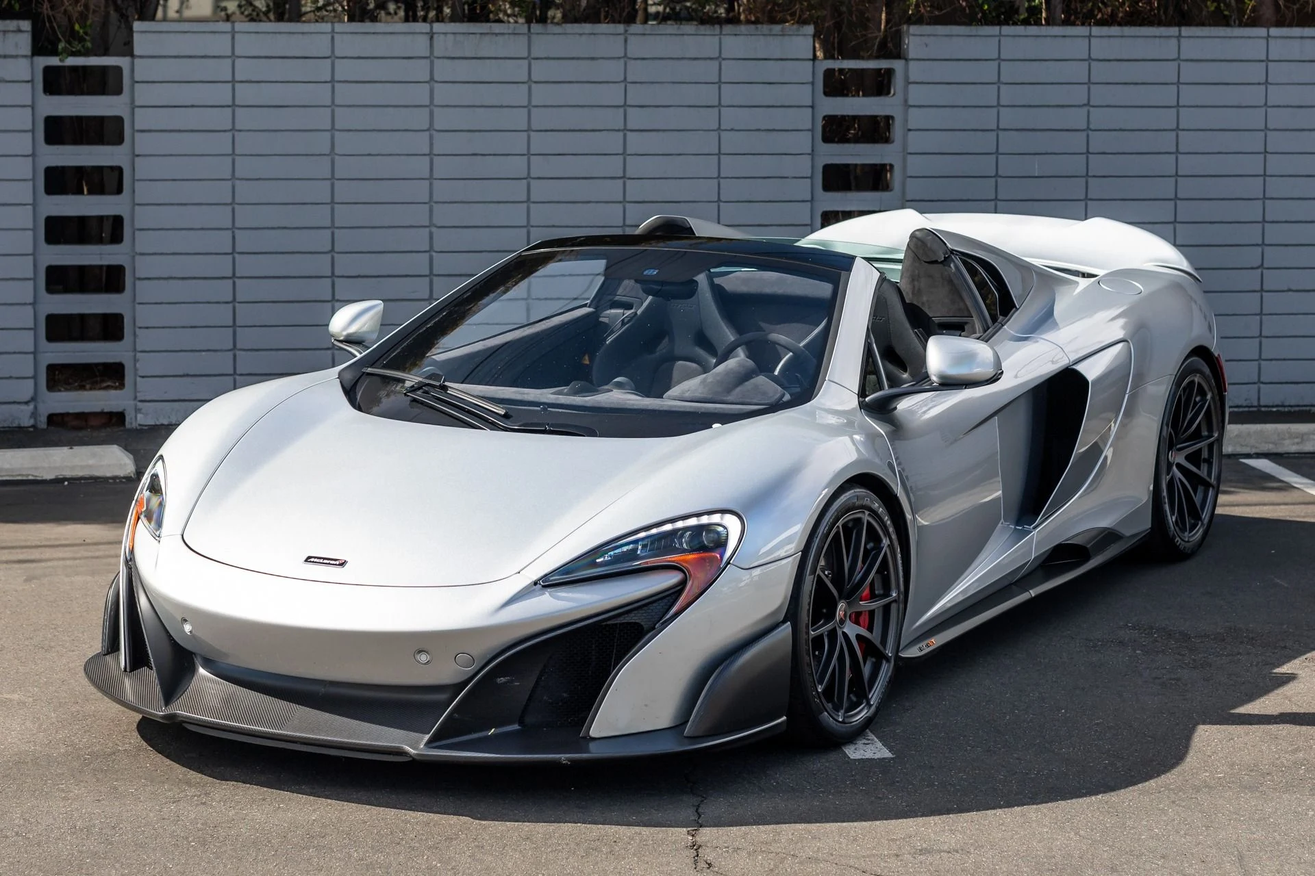 mph000_2840186377_Used_2016_Mc_Laren_675_LT_Spider_1740421177_1f91eb82a2