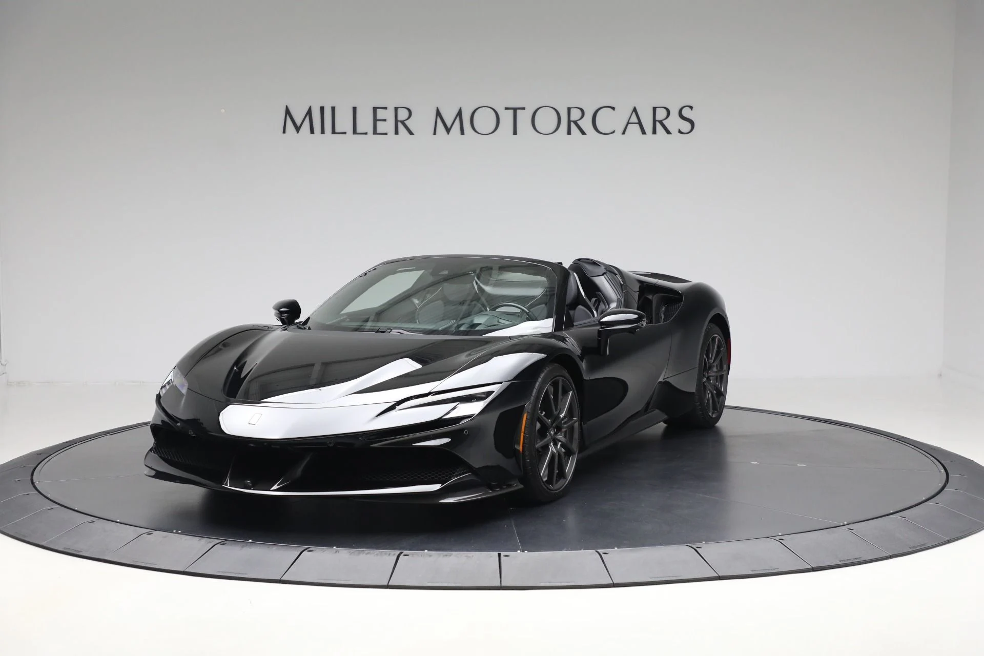 mph000_2846340135_Used_2023_Ferrari_SF_90_Spider_8150b94792