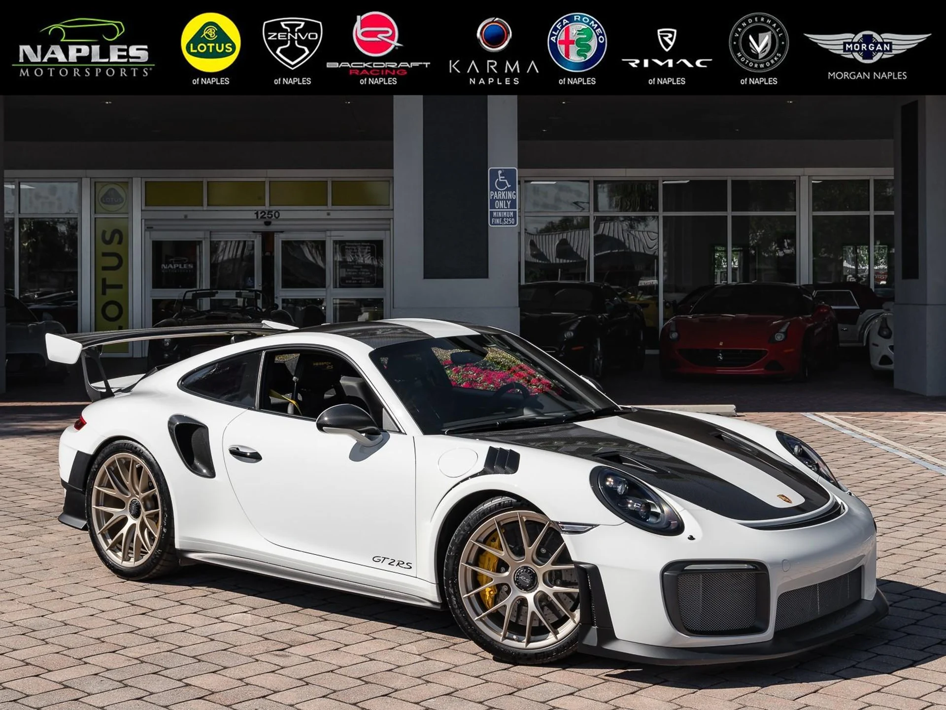 mph000_2850557944_Used_2018_Porsche_911_GT_2_RS_1763589918_a77355ff87