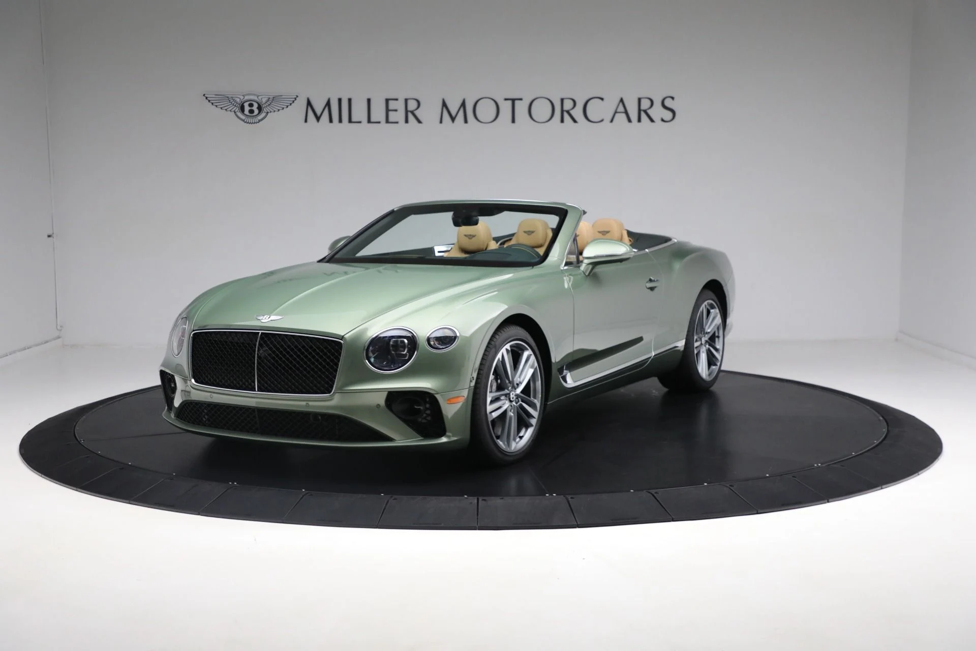 mph000_2858934031_New_2024_Bentley_Continental_GTC_V8_db2187719b