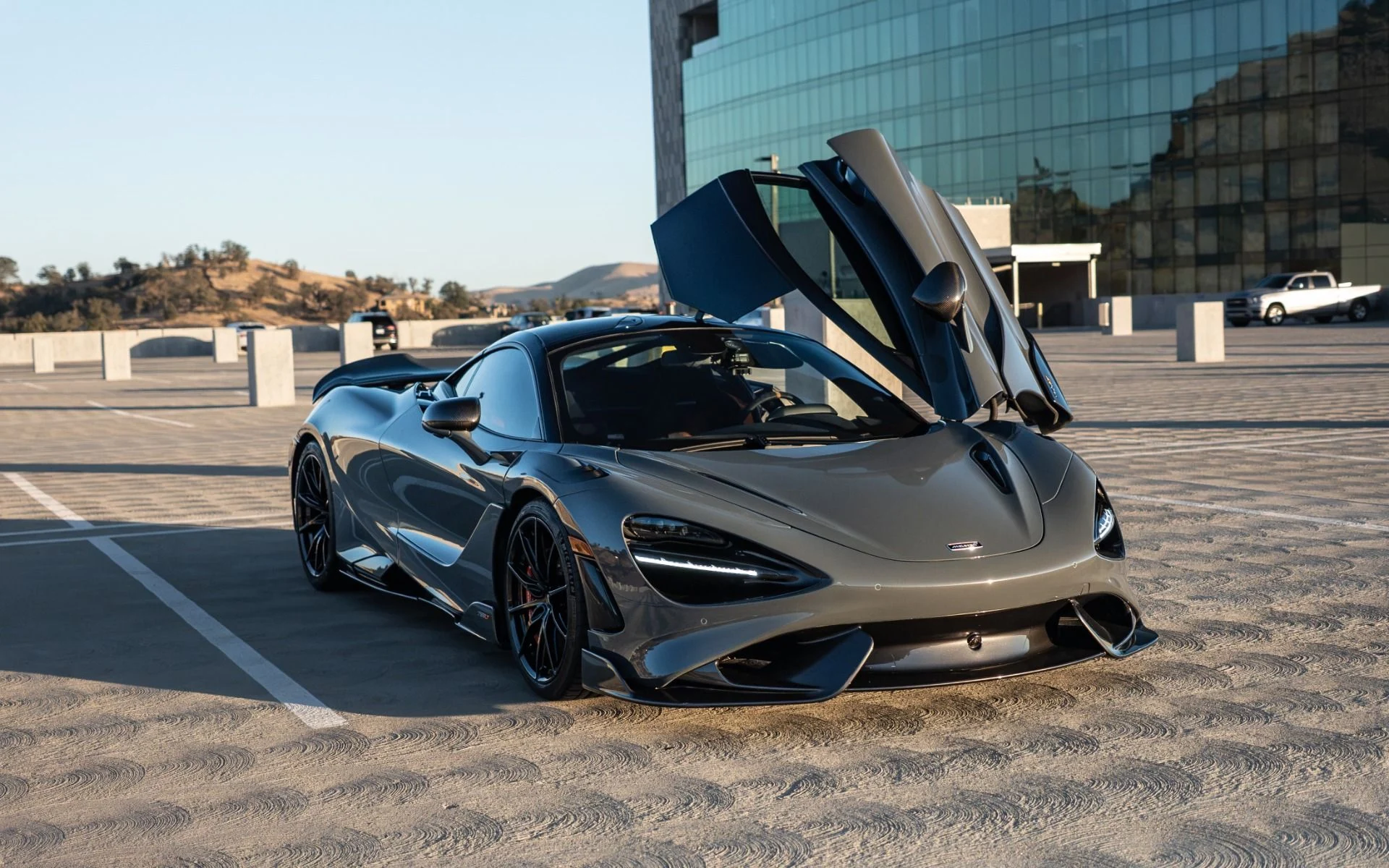 mph000_2866310564_Used_2021_Mc_Laren_765_LT_1785777554_c3a9f906dd