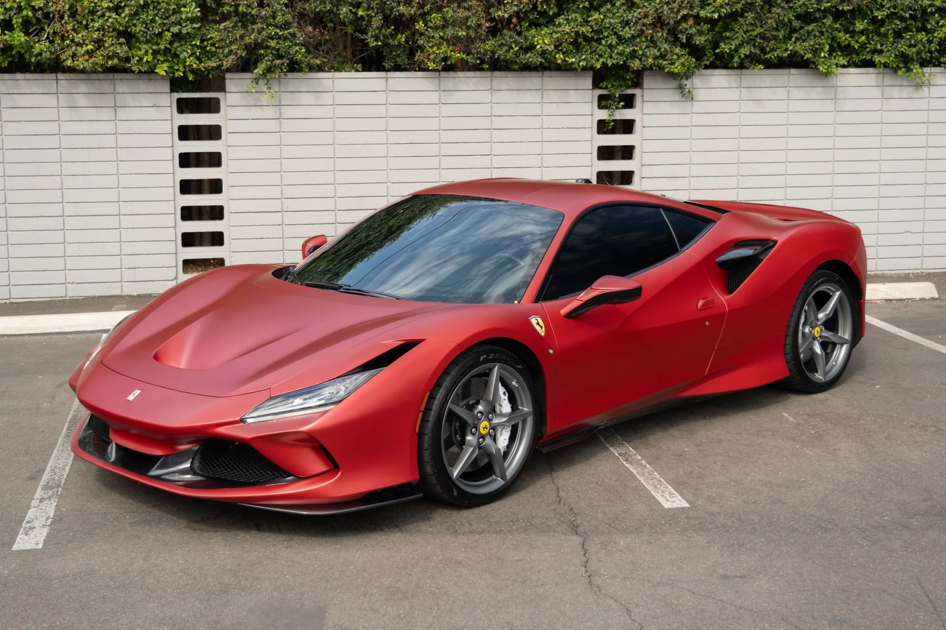 mph000_2876427505_Used_2020_Ferrari_F8_Tributo_1756838529_69528f674d