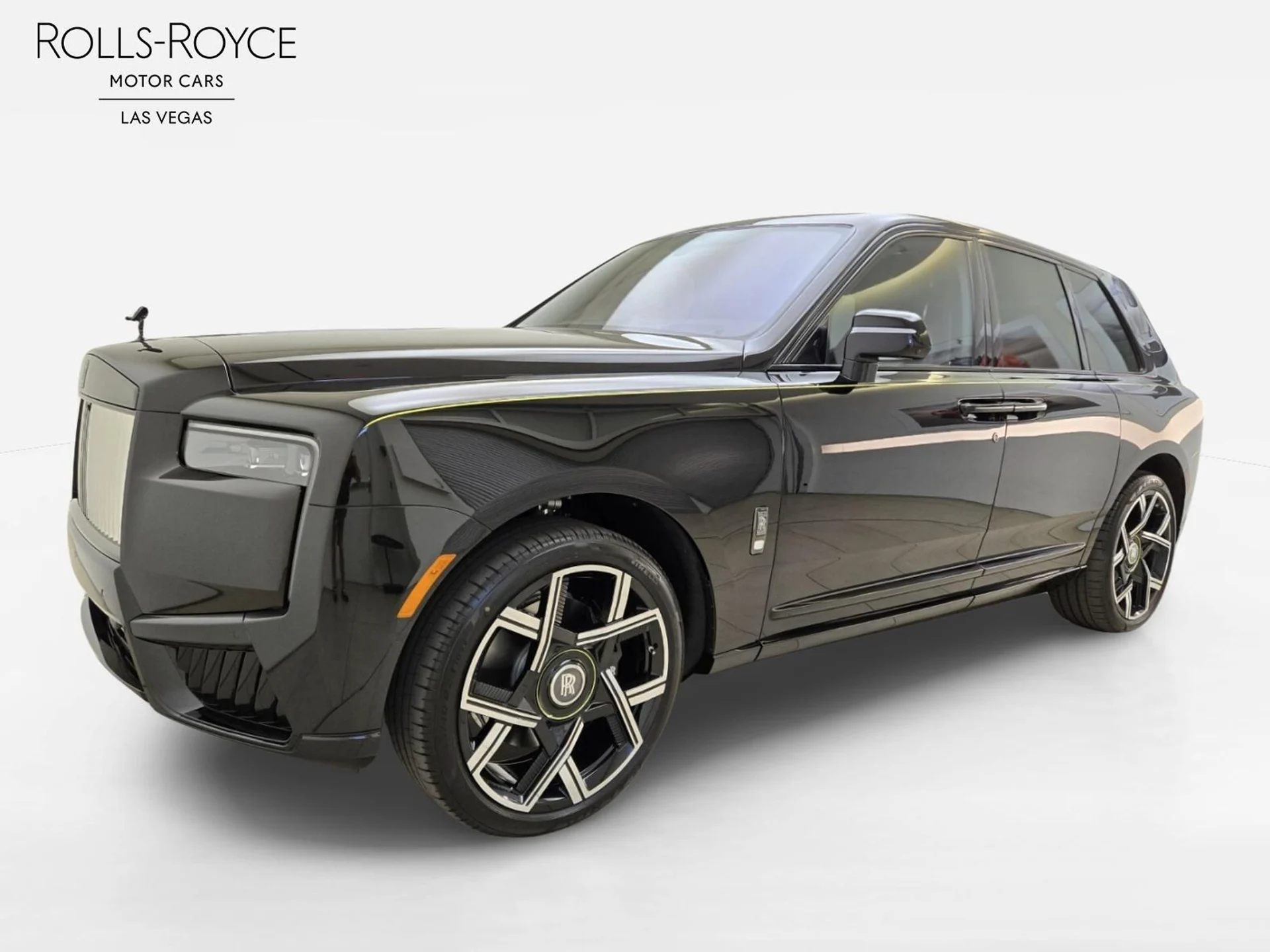 mph000_2918529459_New_2026_Rolls_Royce_Cullinan_Black_Badge_1778304015_ef19c1b2d3