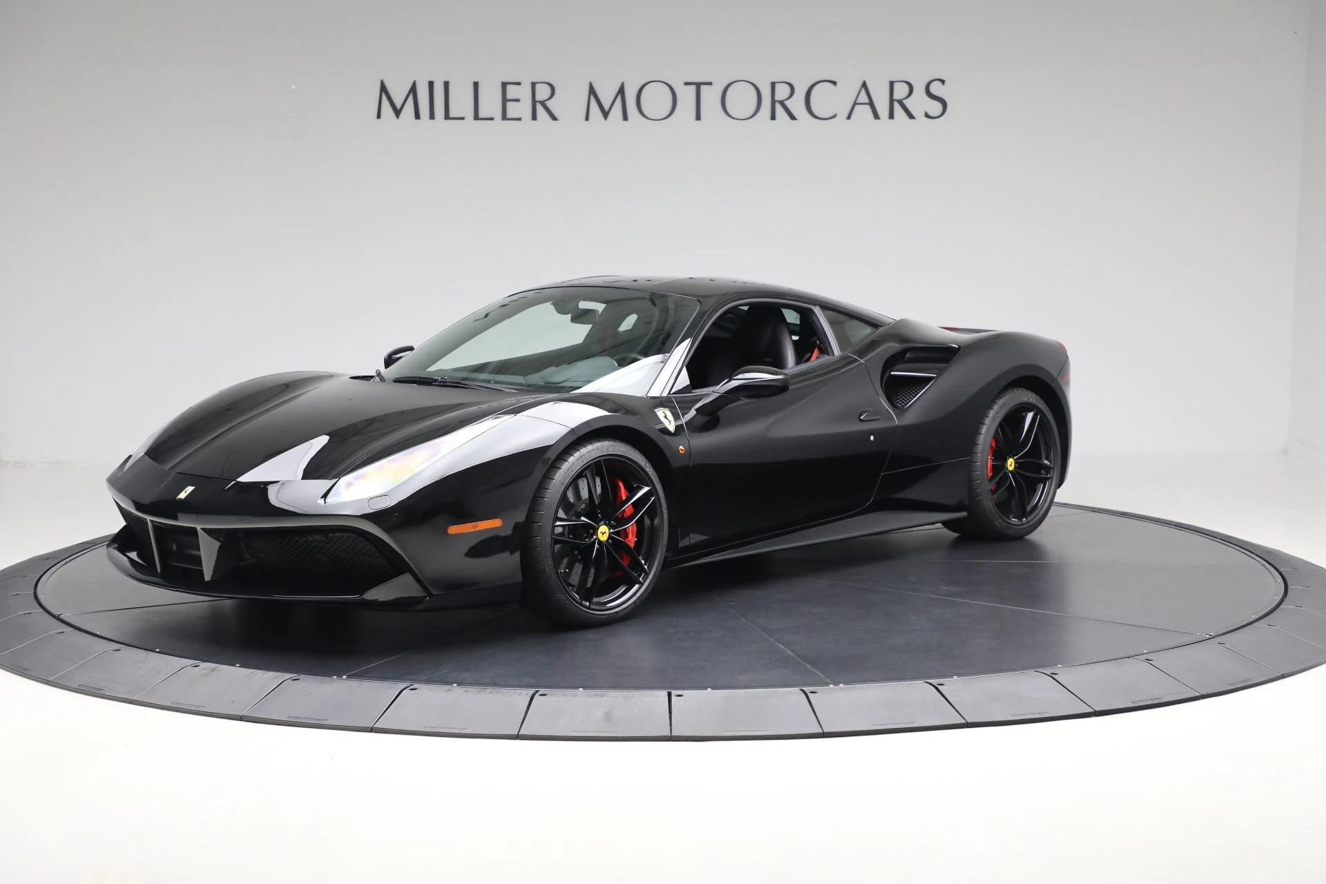 mph000_2924466847_Used_2018_Ferrari_488_GTB_a3dccc2115