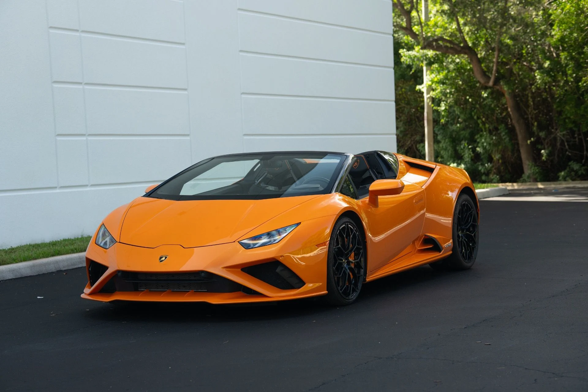 mph000_2928306979_Used_2021_Lamborghini_Huracan_EVO_Spyder_1758042504_abbaa632fa