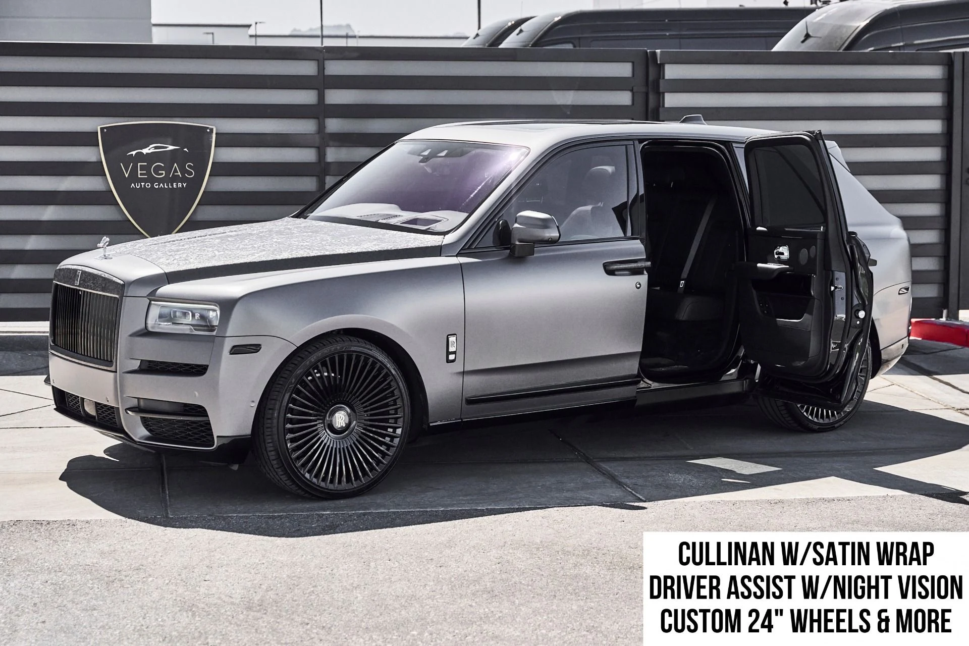 mph000_2938442085_Used_2020_Rolls_Royce_Cullinan_Base_1780083313_d63940d9f8