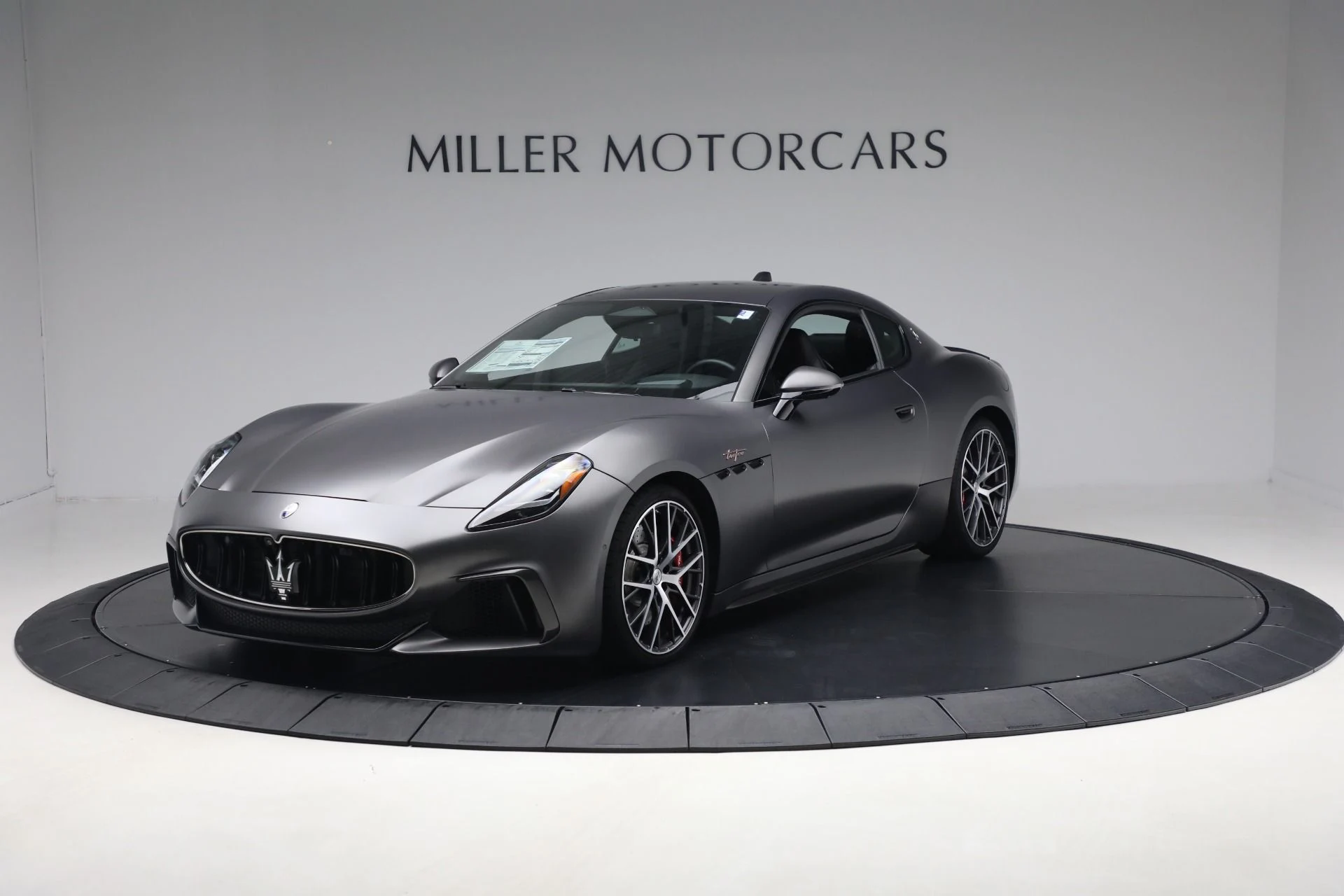mph000_2945620938_New_2024_Maserati_Gran_Turismo_Trofeo_e241fbc303