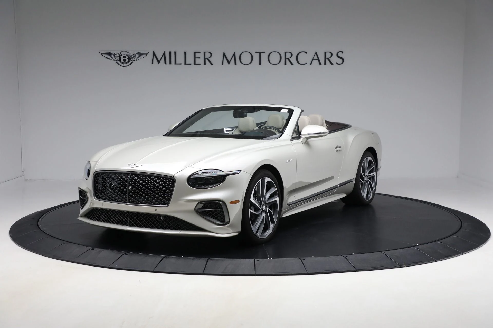 mph000_2947879410_New_2025_Bentley_Continental_GTC_Speed_812ebe0375