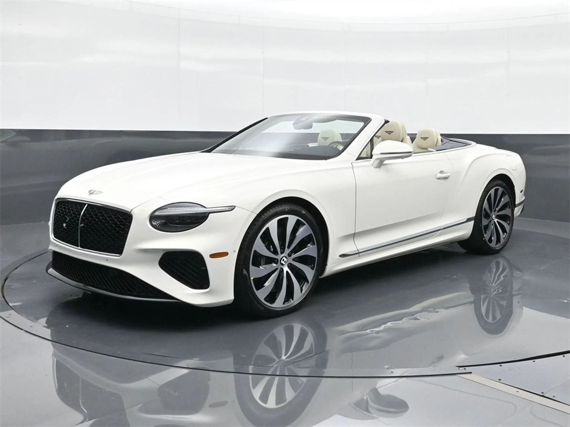 mph000_295637806_6ee83afa84cbca3a67a3d2683e9bb403x_c8be04740b