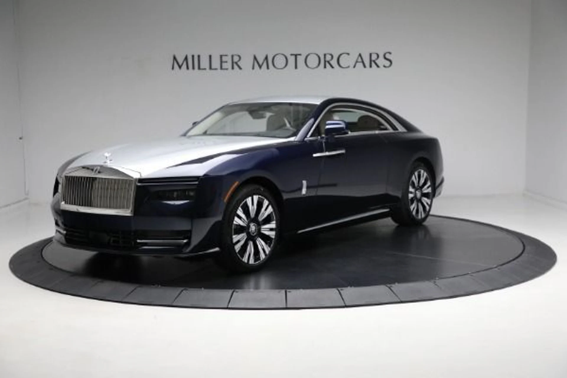 mph000_2956885327_New_2024_Rolls_Royce_Spectre_625e248b78