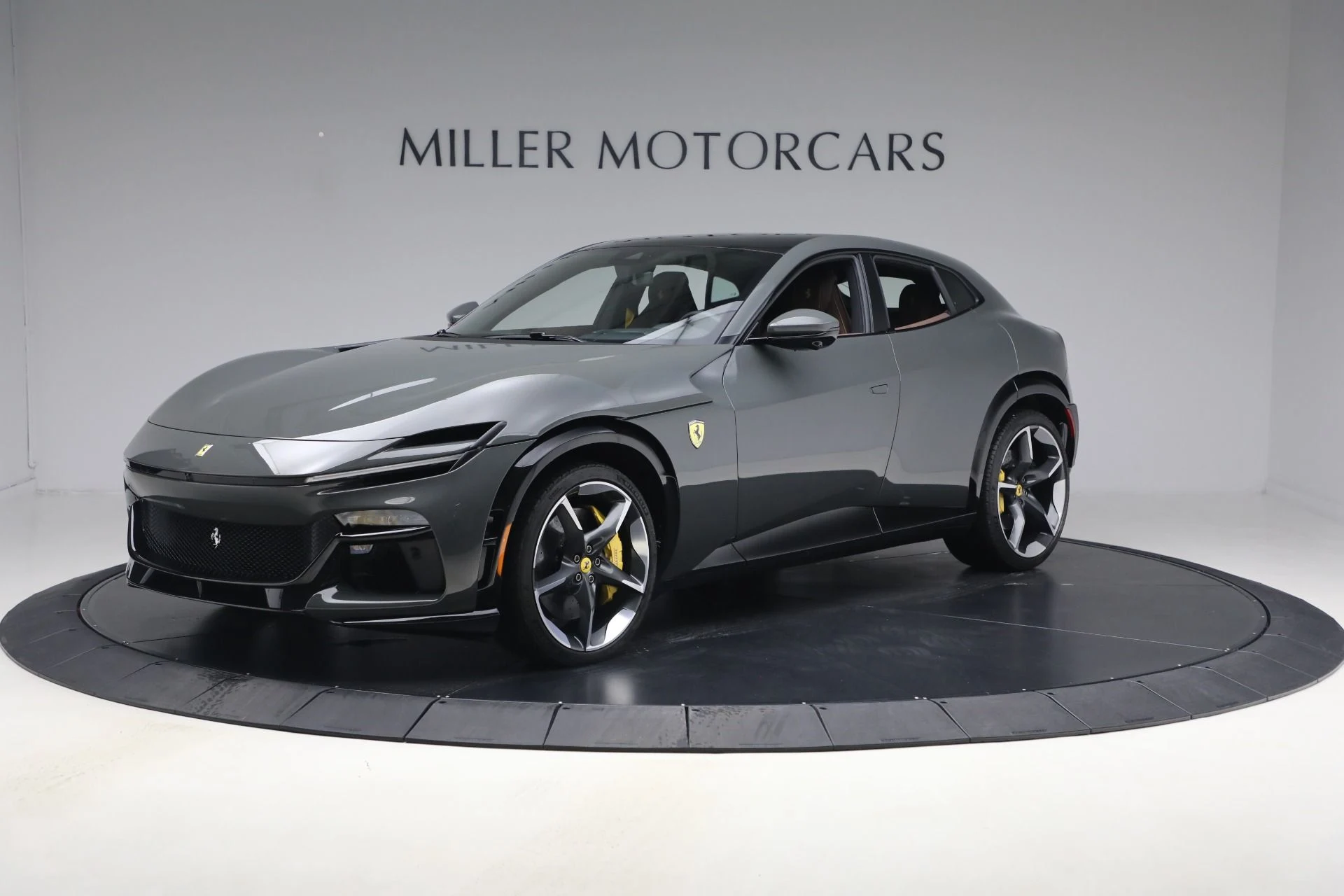 mph000_2964590902_Used_2025_Ferrari_Purosangue_1774107863_7811644221