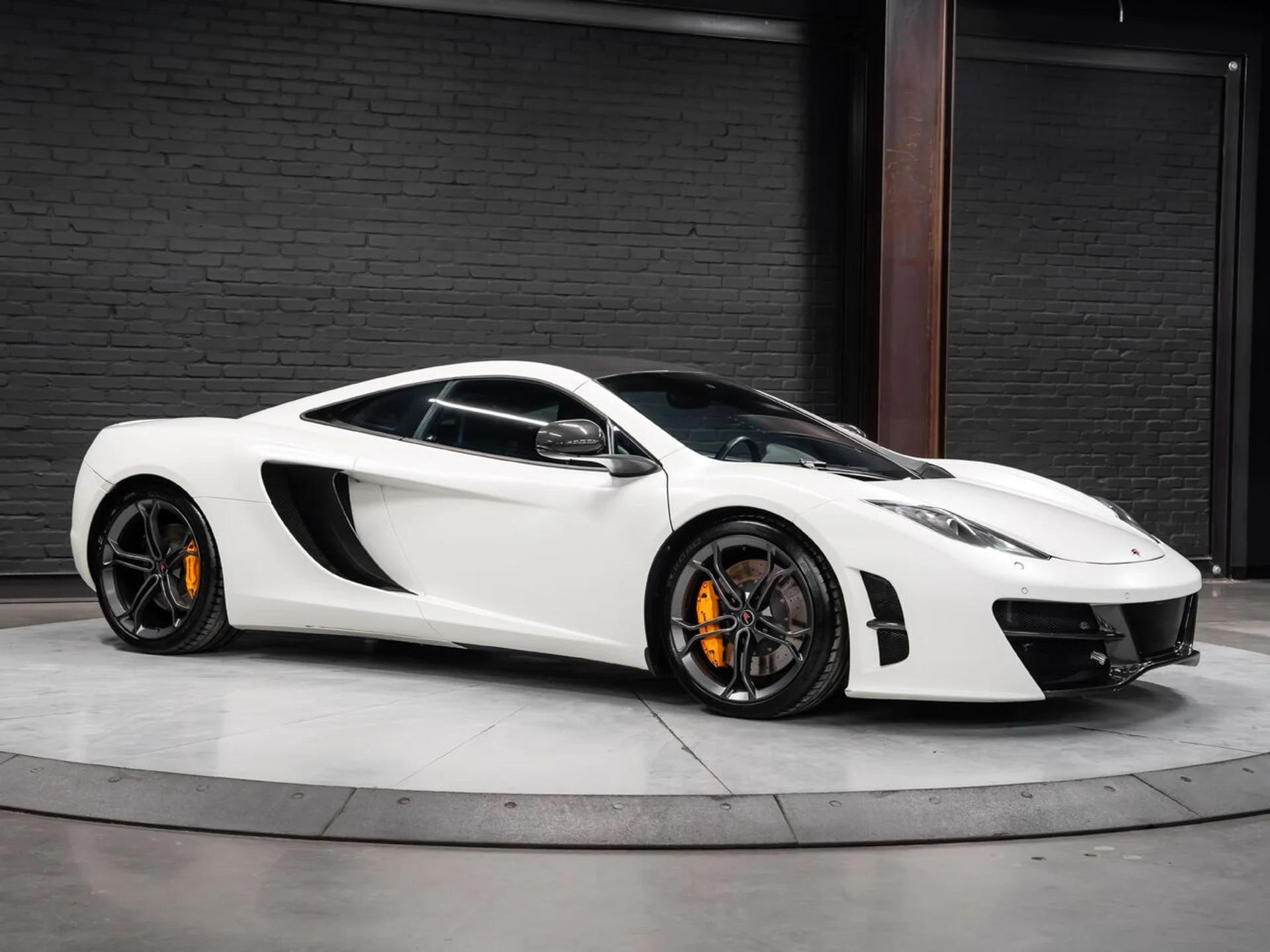 mph000_2969400202_mclaren_mp4_12c_2012_837a52a643