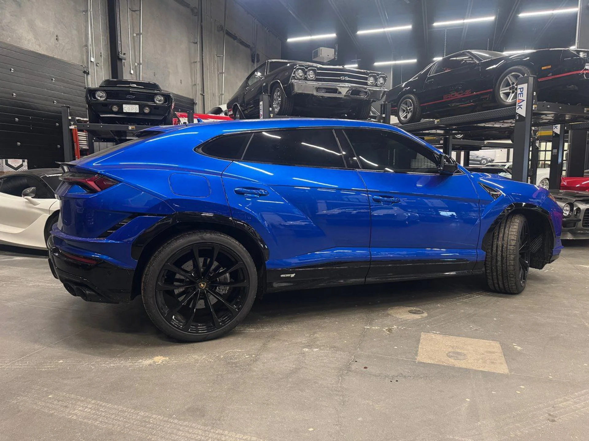 mph000_2983982234_lamborghini_urus_2024_89012fcb72