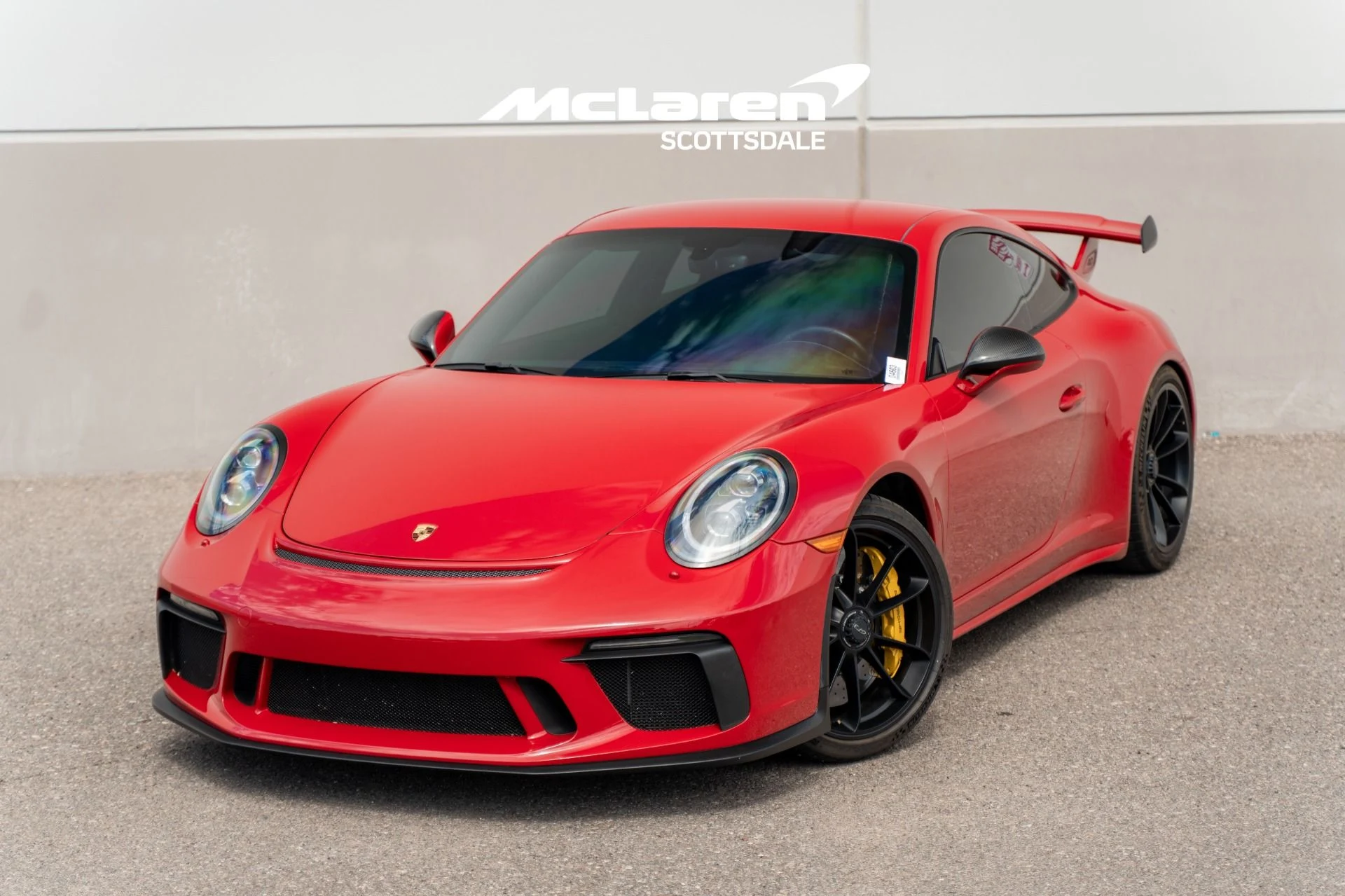 mph000_3008244129_Used_2018_PORSCHE_911_GT_3_1760123945_c66a44ce73