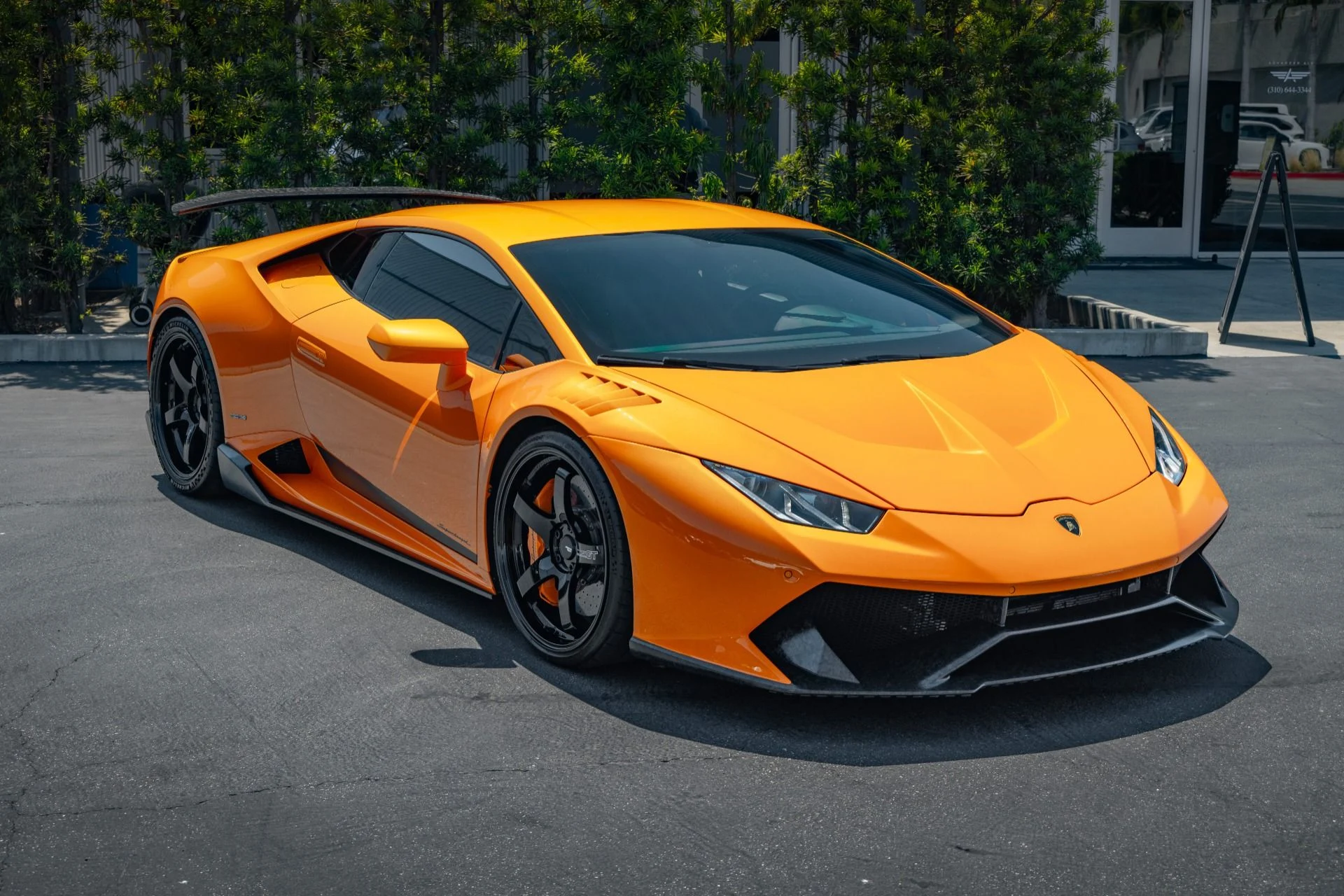 mph000_3008767236_Used_2015_Lamborghini_Huracan_VF_Supercharger_LP_610_4_1760479493_b550813b4e