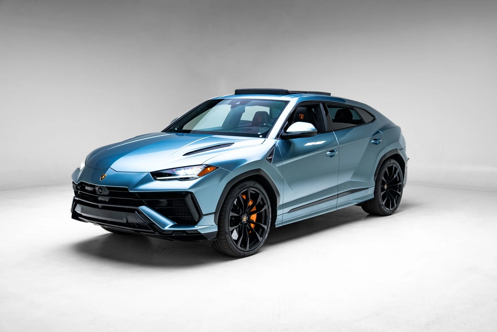 mph000_3014143737_Used_2023_Lamborghini_Urus_S_1775088113_37fcd5f13e