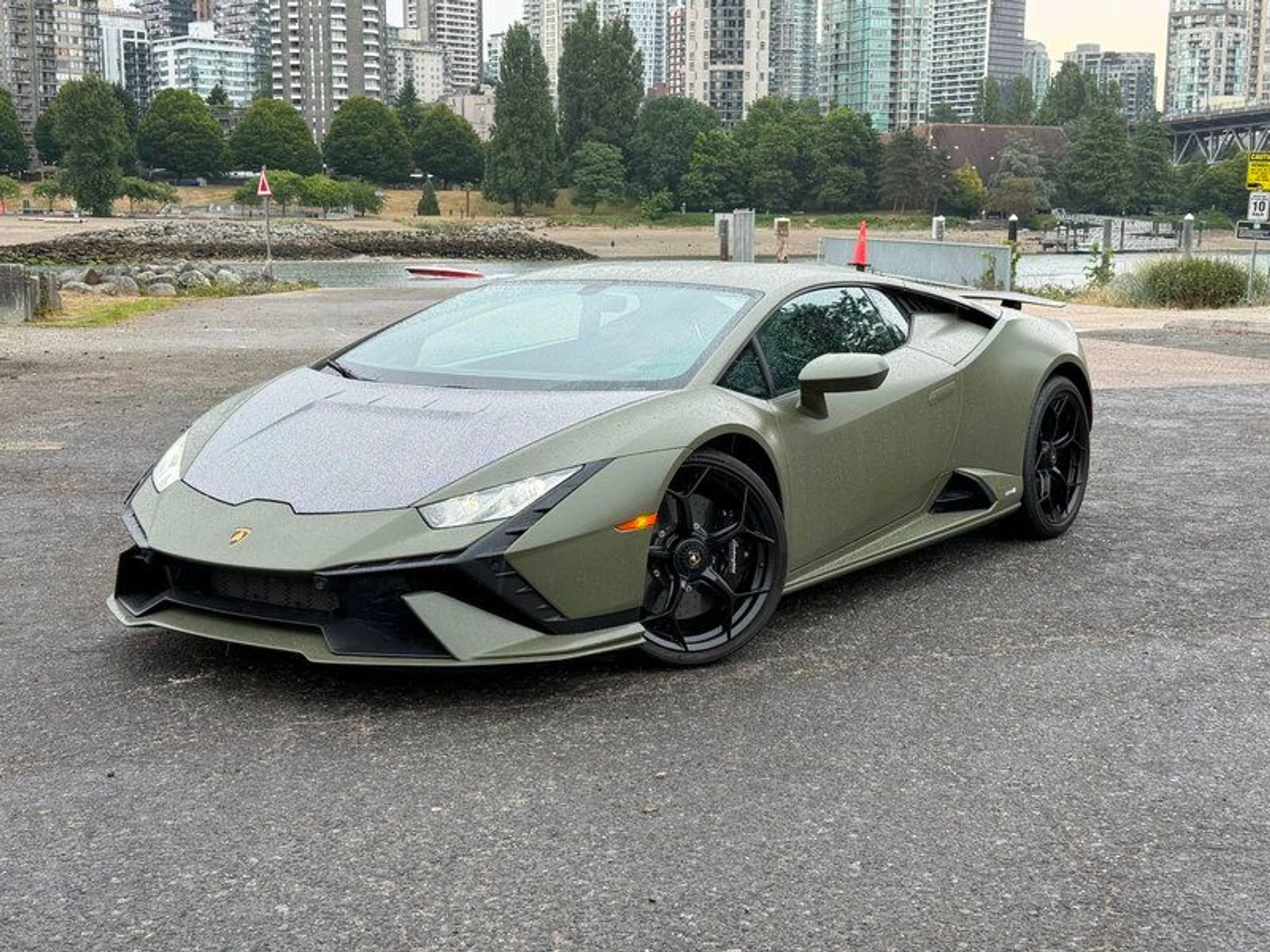 mph000_303548216_38818038_08737_2023_lamborghini_huracan_001_f38e73f9e4