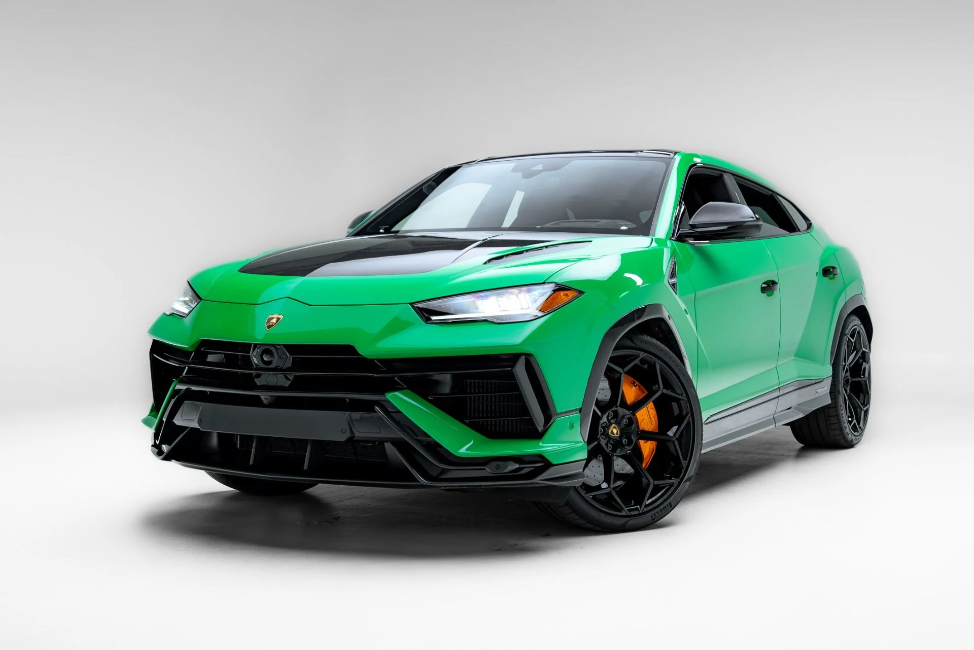 mph000_3036291533_Used_2023_Lamborghini_Urus_Performante_1776977972_7e827e79d6