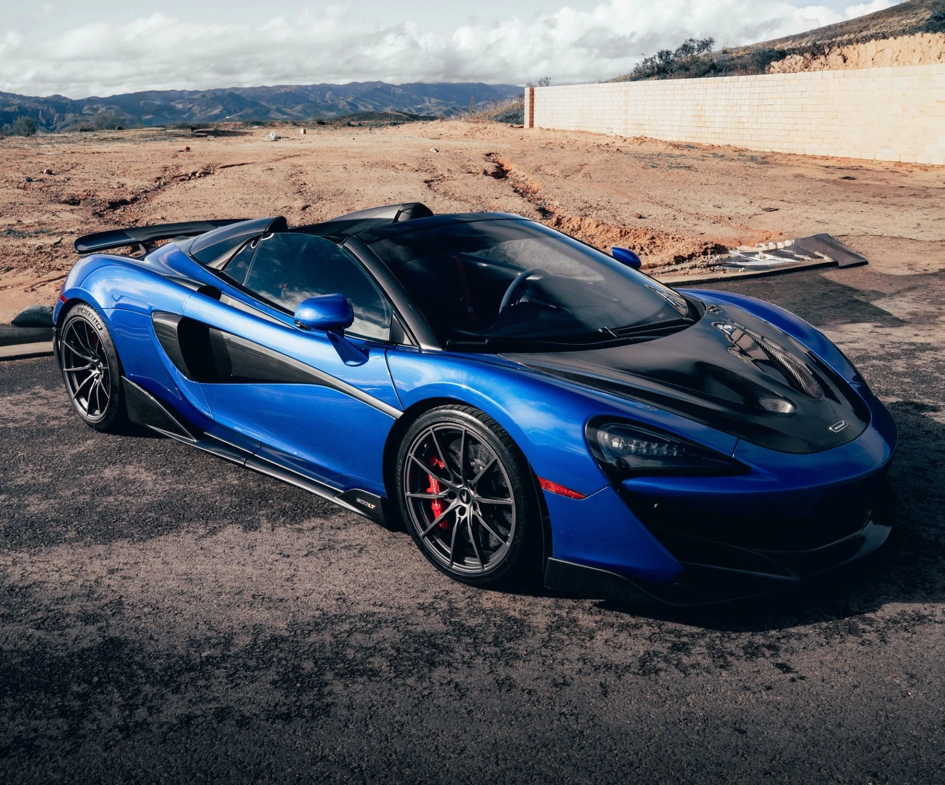 mph000_304550135_Used_2020_Mc_Laren_600_LT_Spider_1768589271_2eacbda2ad