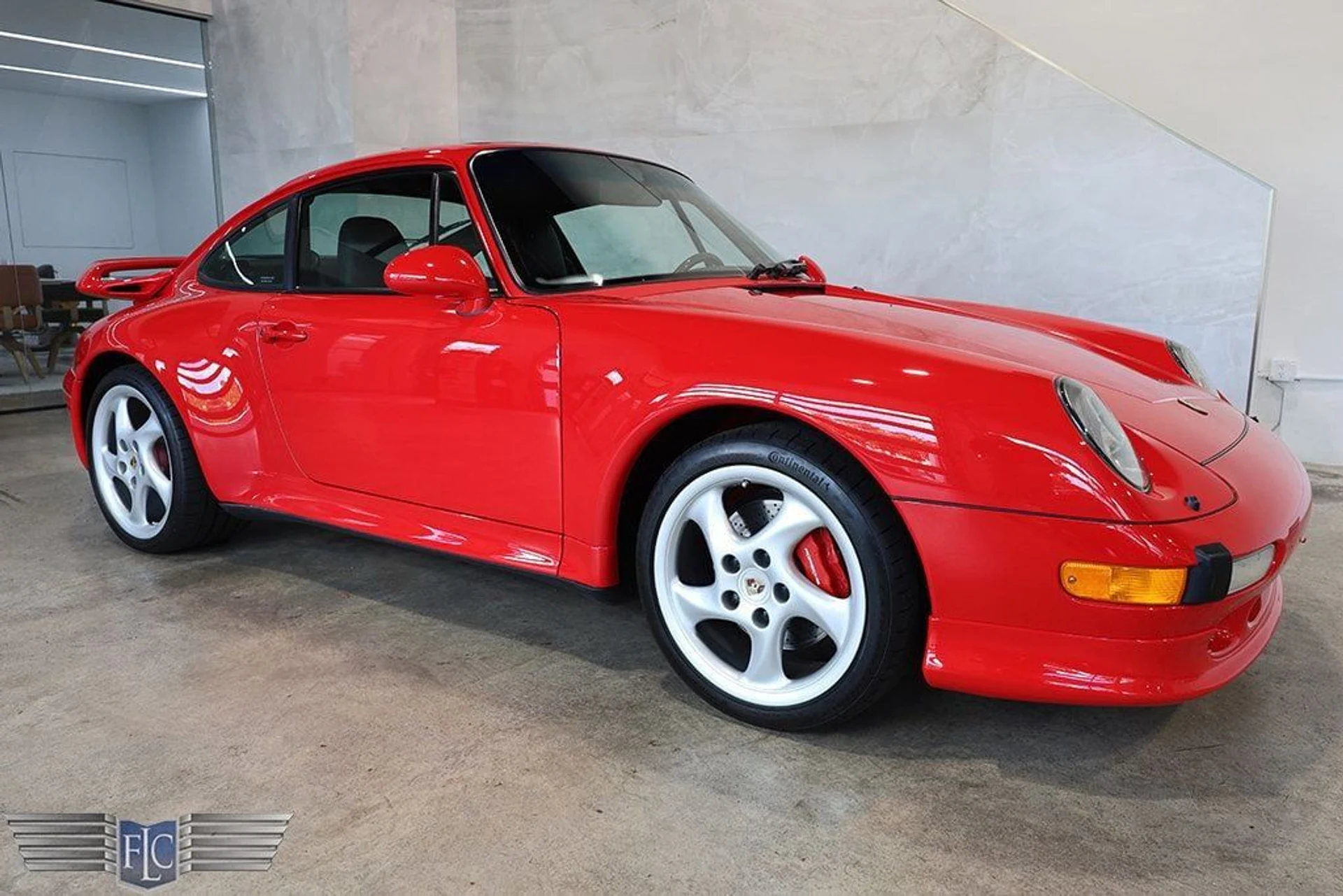 mph000_304609802_used_1998_porsche_911_carrera_4_2drcoupecarrera4s_9689_22929030_1_1024_86961768c3