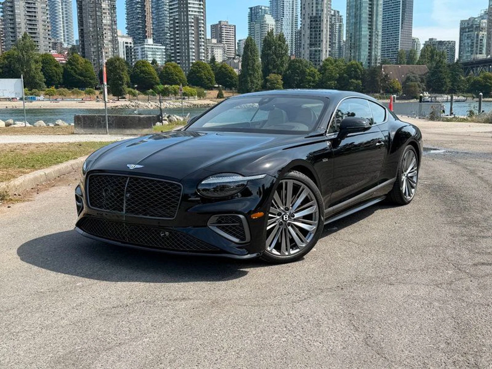 mph000_3053822191_39035058_03535_2025_bentley_continental_gt_001_757b65b8e7