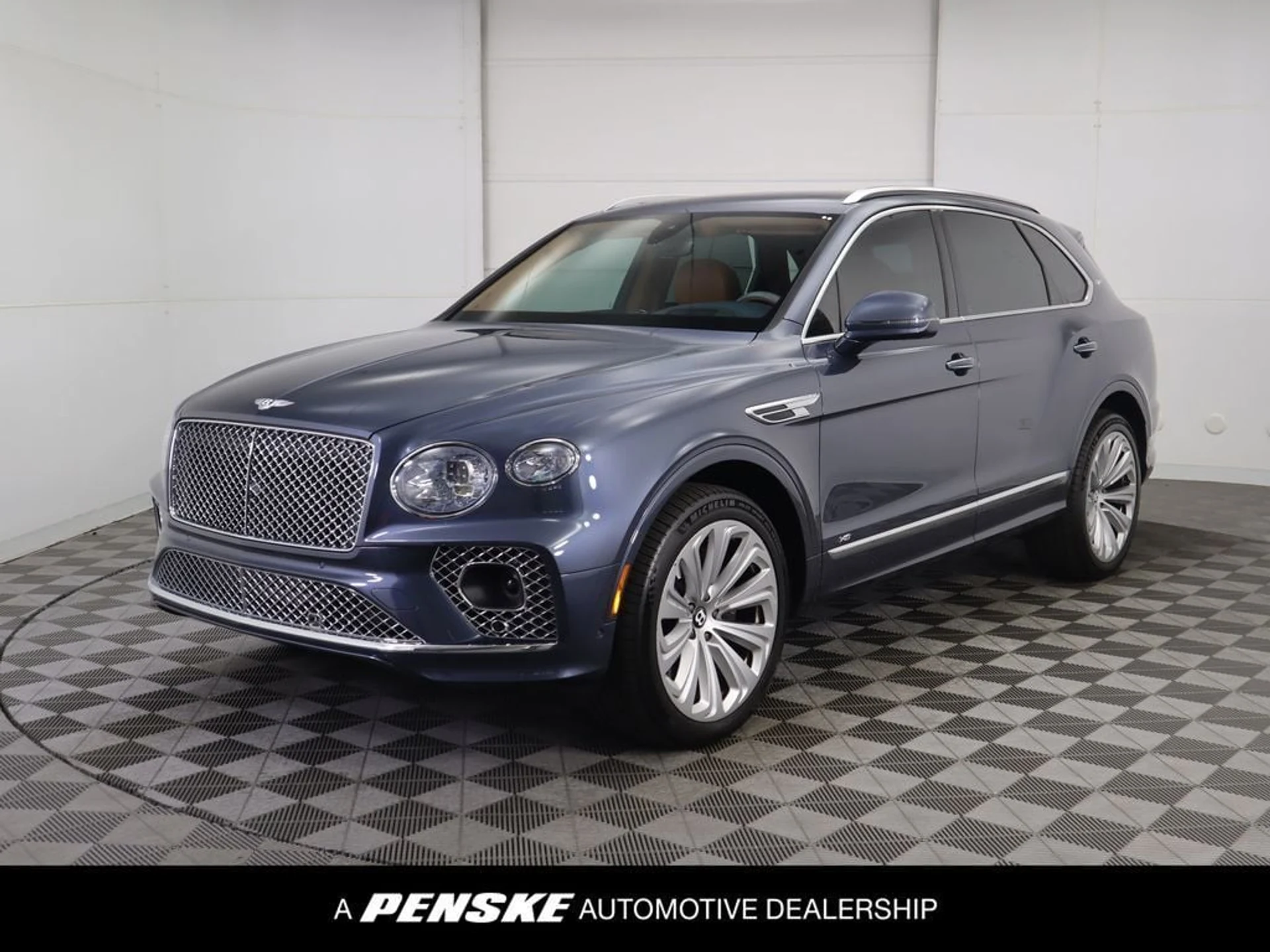 mph000_3055062521_used_2021_bentley_bentayga_v8awd_8119_22846723_1_1024_f545b49889
