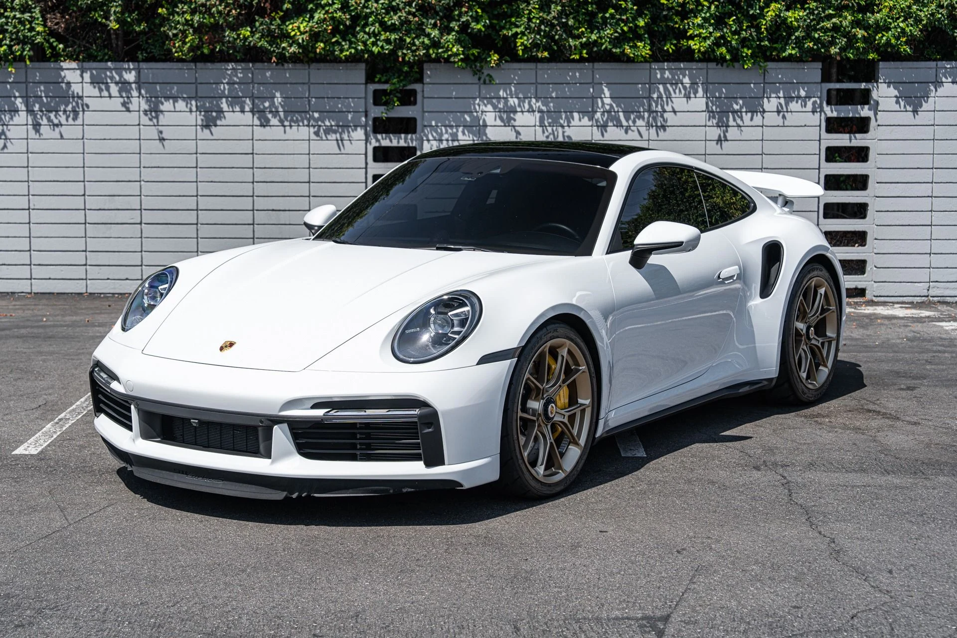 mph000_30787206_Used_2022_Porsche_911_Turbo_S_1755025950_c52fcbdc97