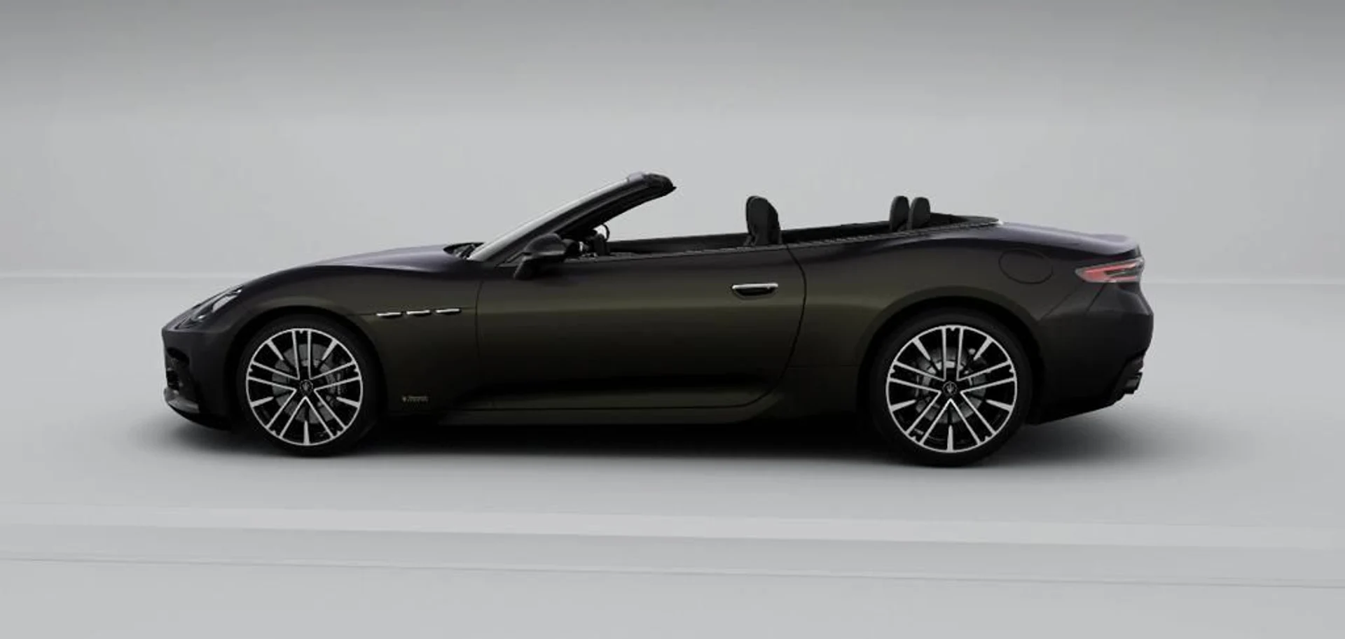 mph000_308105117_New_2027_Maserati_Gran_Cabrio_1792646139_fff80fbdf1