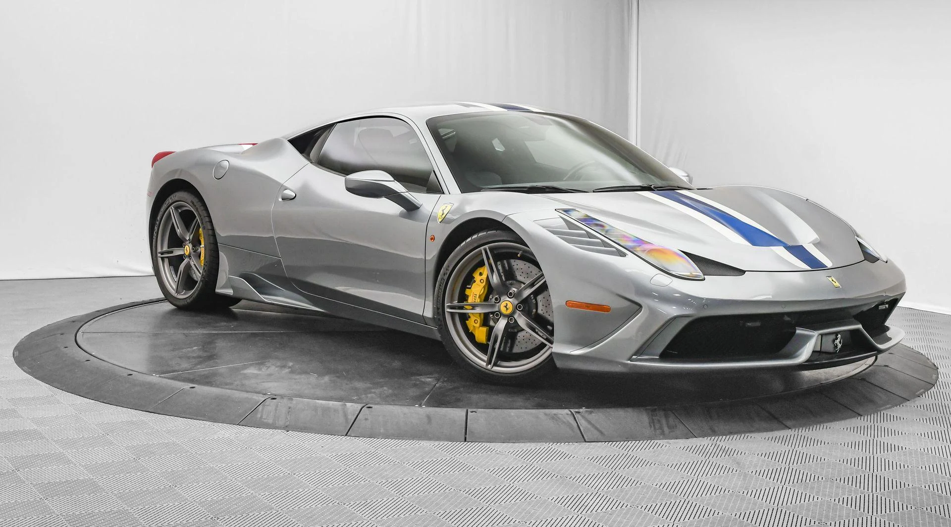 mph000_3091003871_Used_2015_Ferrari_458_Italia_Speciale_1757453366_075a679c55