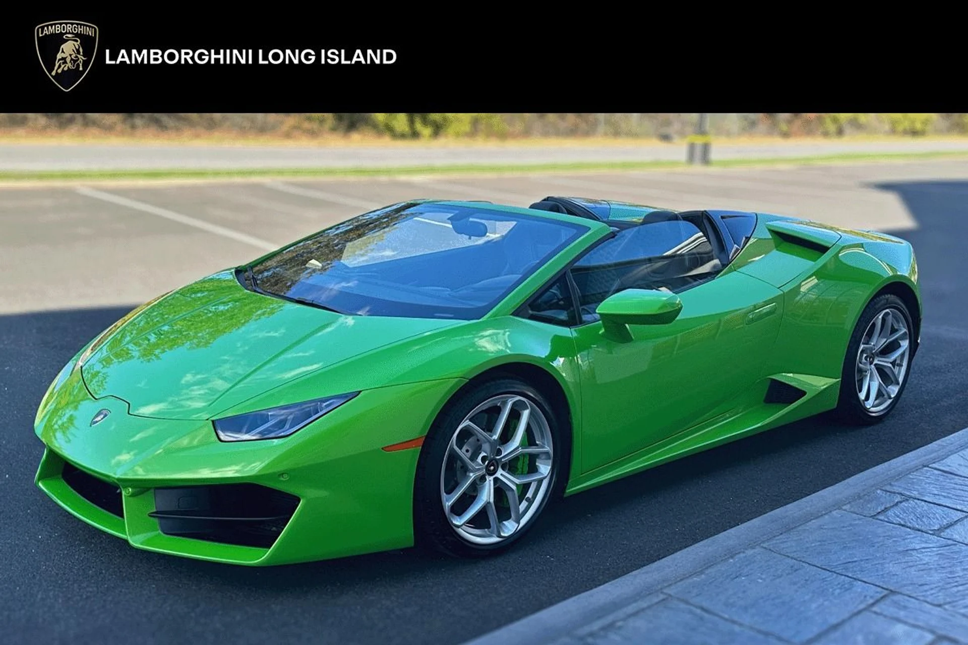 mph000_310602260_Used_2017_Lamborghini_Huracan_RWD_Spyder_1761220416_00bb304992