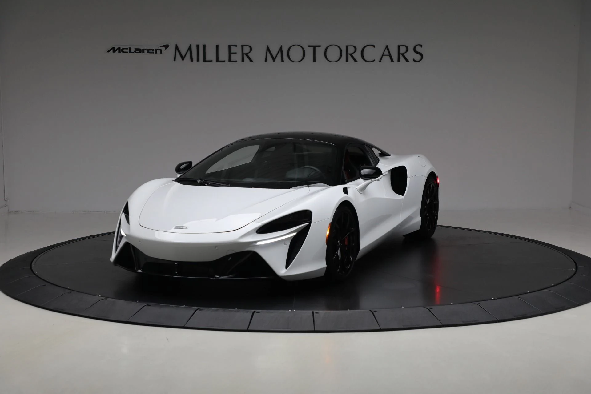 mph000_3123476615_Used_2023_Mc_Laren_Artura_Tech_Lux_1cf77a4cee