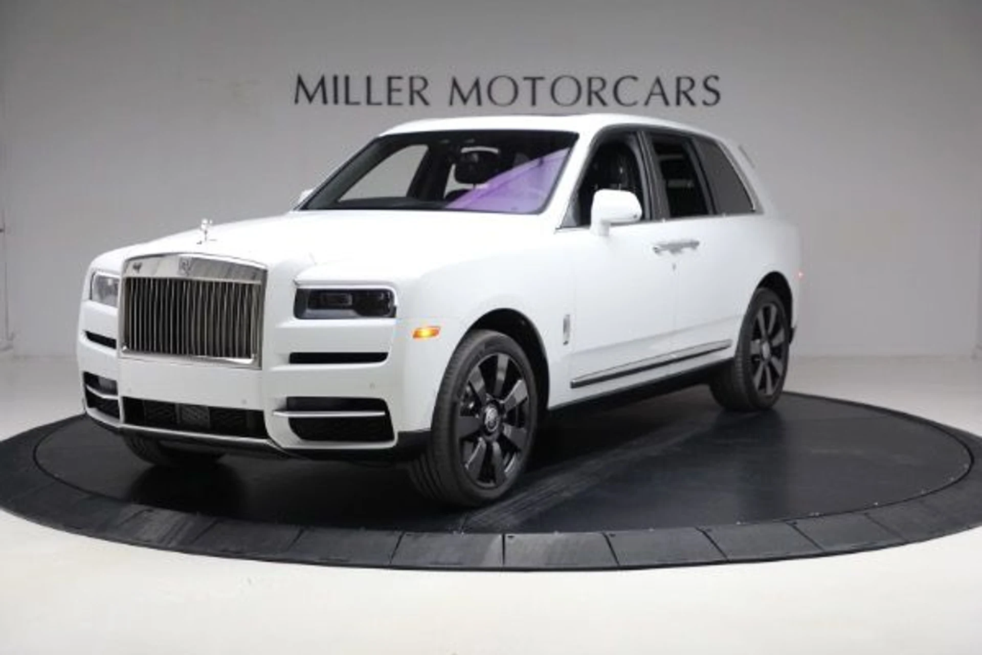 mph000_3130913394_Used_2022_Rolls_Royce_Cullinan_01c005dd12