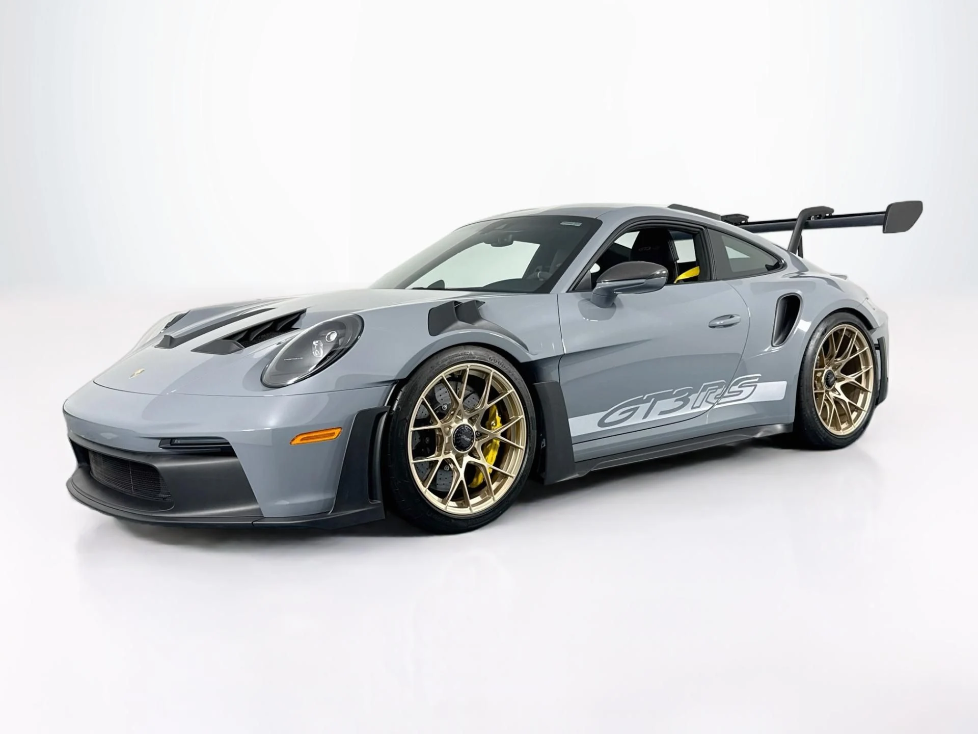 mph000_3137870116_Used_2025_Porsche_911_GT_3_RS_1786058922_5564d9ba94