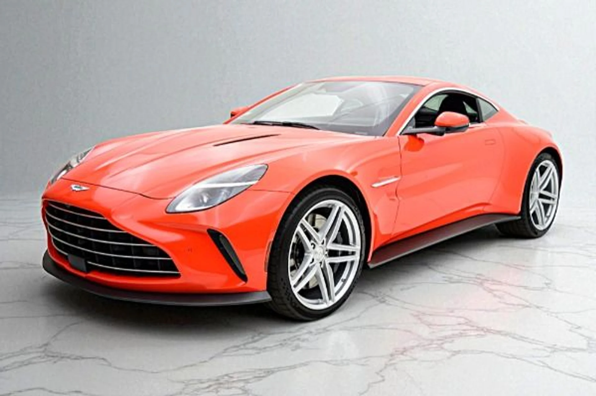 mph000_3158330880_New_2025_Aston_Martin_Vantage_cf72f6e6ed