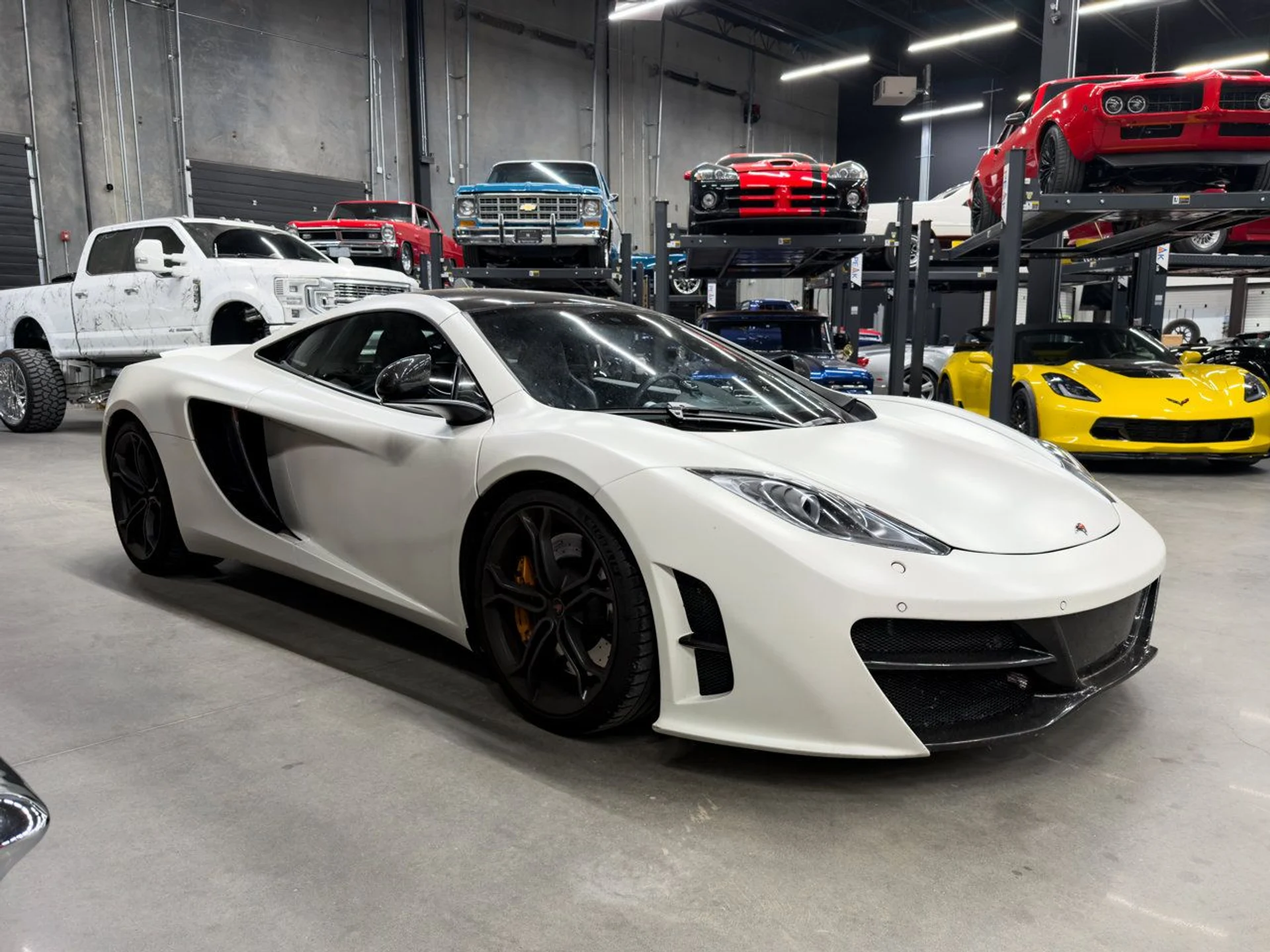 mph000_3183037194_mclaren_mp4_12c_2012_b299f87a0e