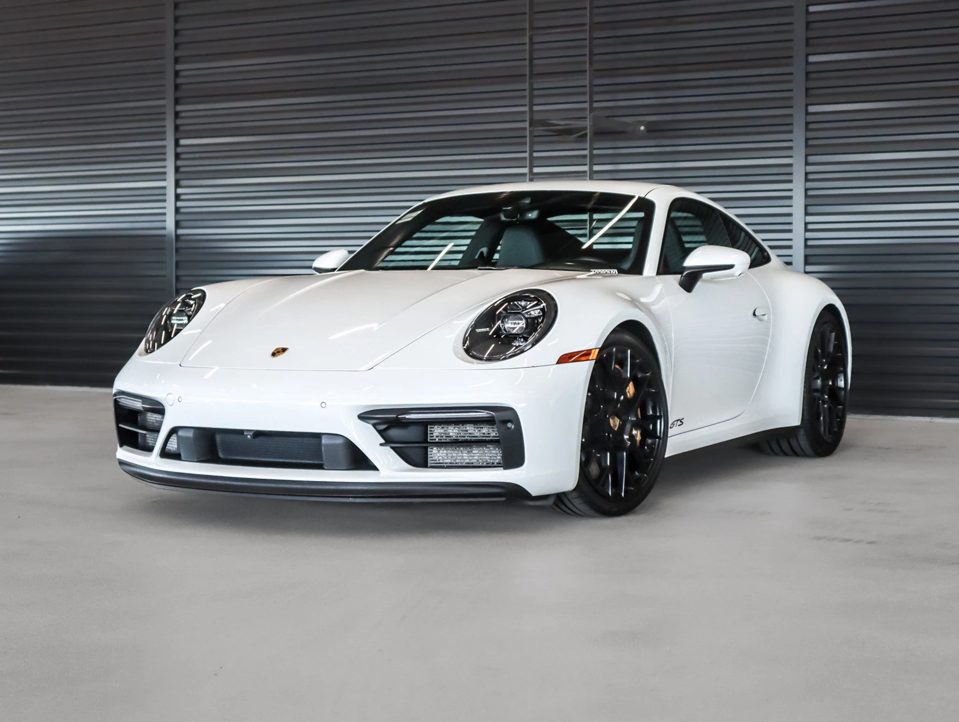 mph000_3240001200_deb355cba3454d41e784b17501fbfa0d_061041284b