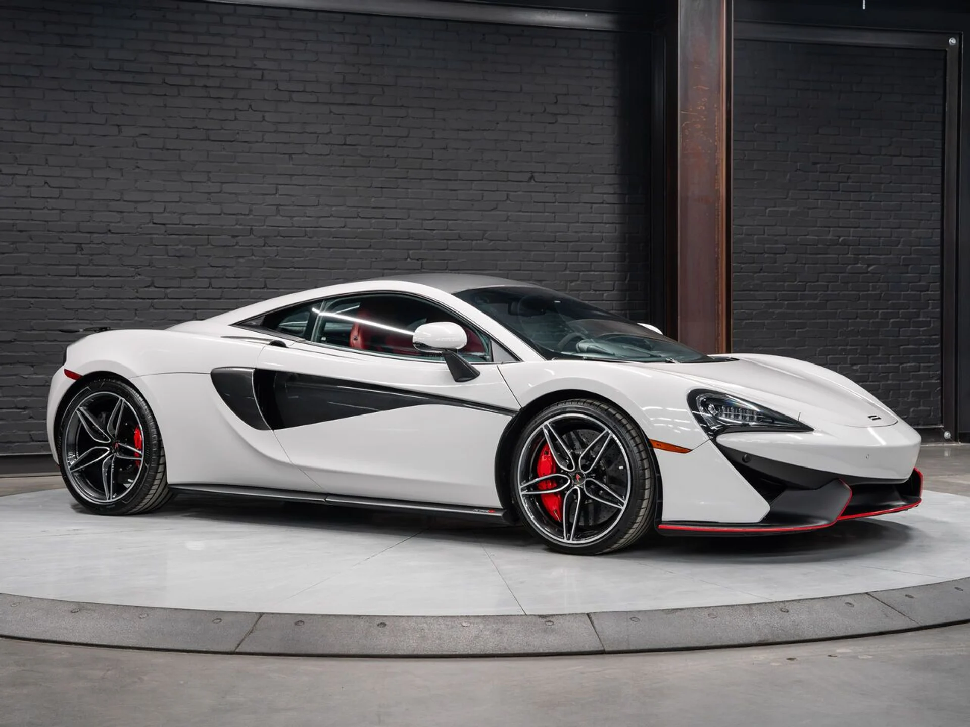 mph000_3240488722_mclaren_570s_2017_a4cd633872