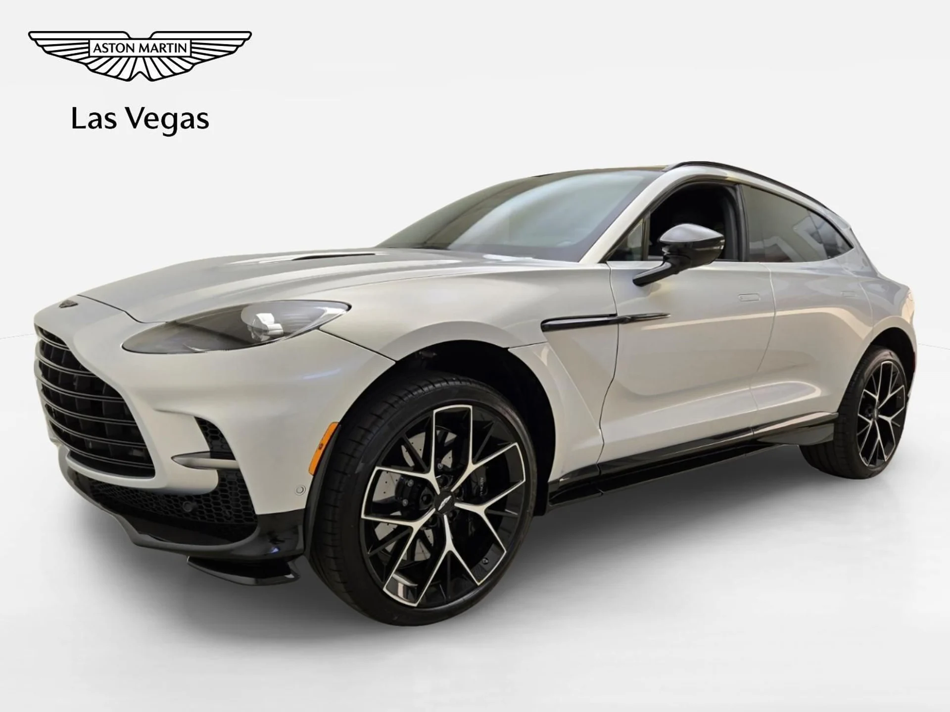 mph000_3248389217_New_2026_Aston_Martin_DBX_707_1781759952_4cbf124ff7